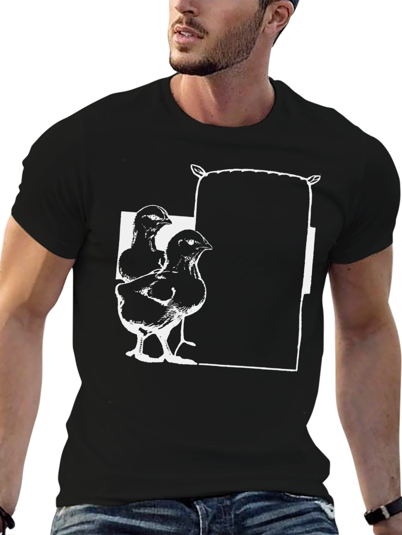 Camiseta Negra con Diseño de Pollitos y Saco