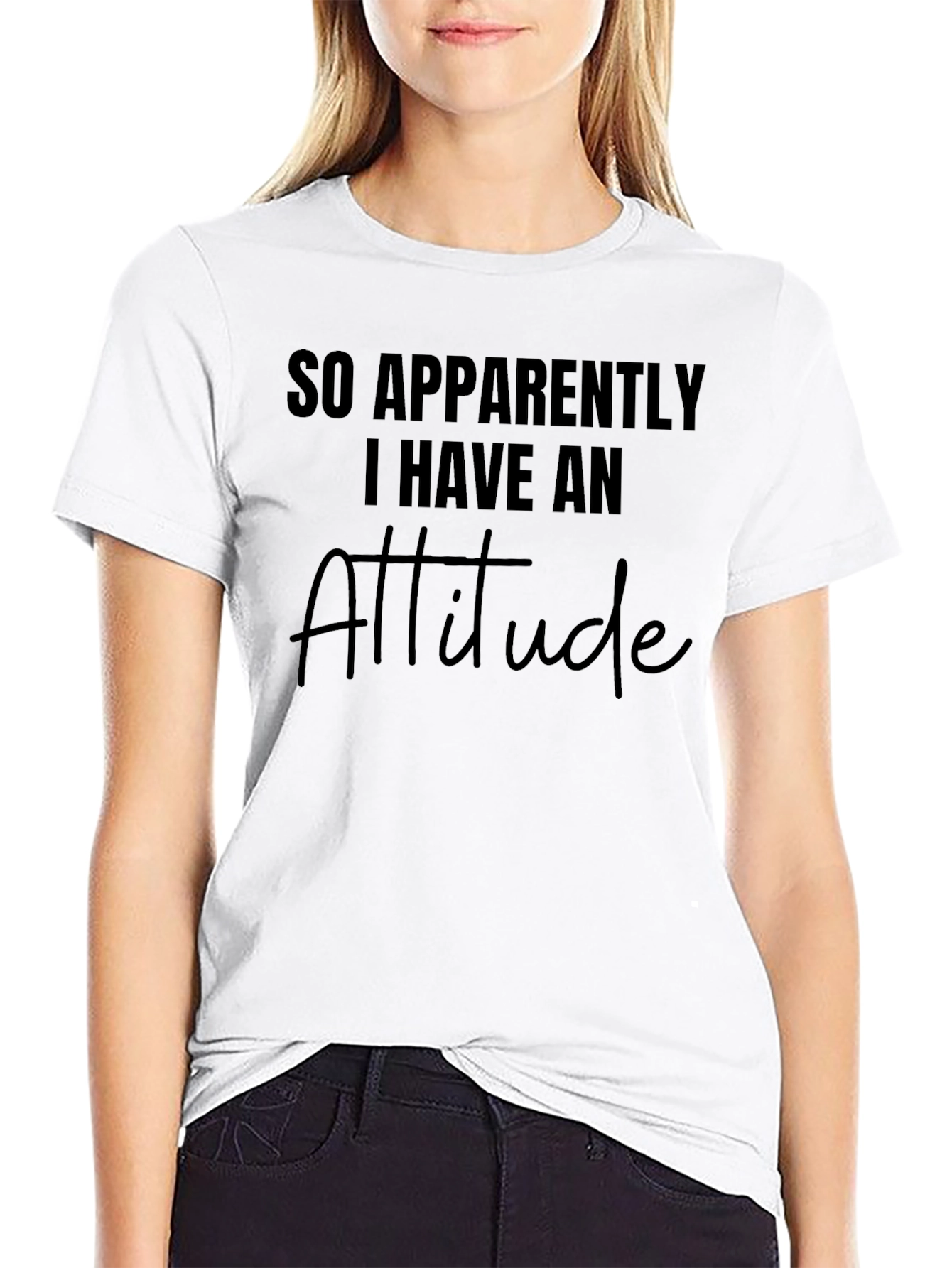 Camiseta Negra con Mensaje: Aparentemente Tengo Actitud
