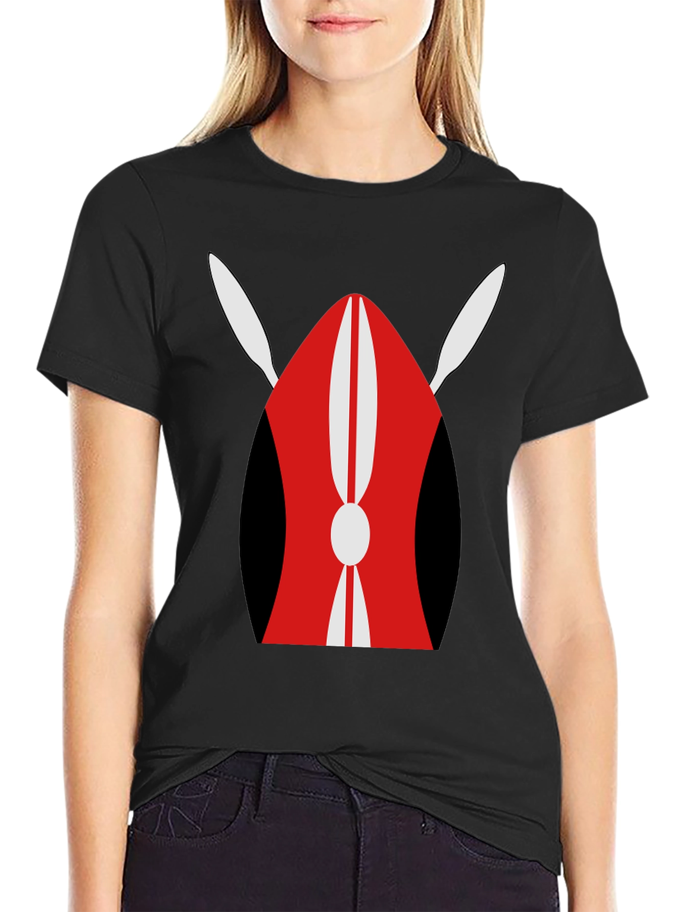 Camiseta Negra con Diseño Tradicional Africano