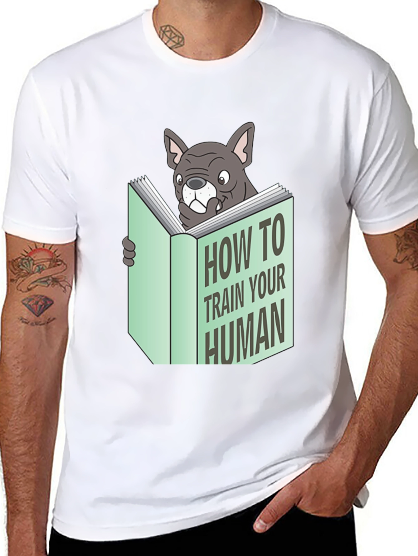 Camiseta Negra con Diseño Divertido de Bulldog Lector