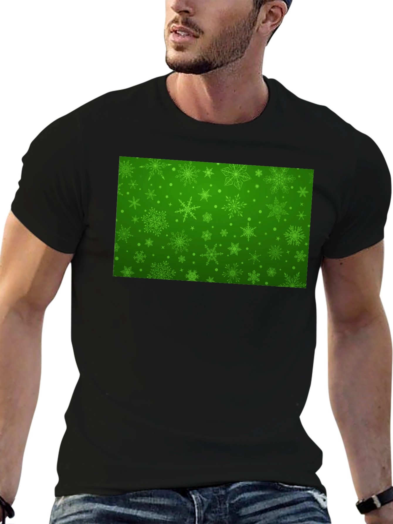 Camiseta Negra con Diseño Navideño Verde