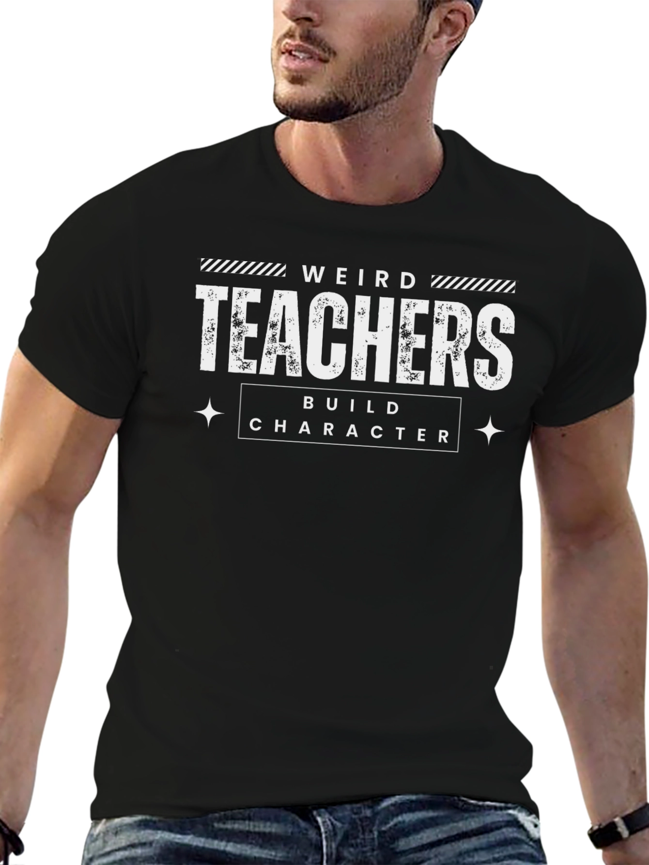 Camiseta Negra: Maestros Extraños Construyen Carácter