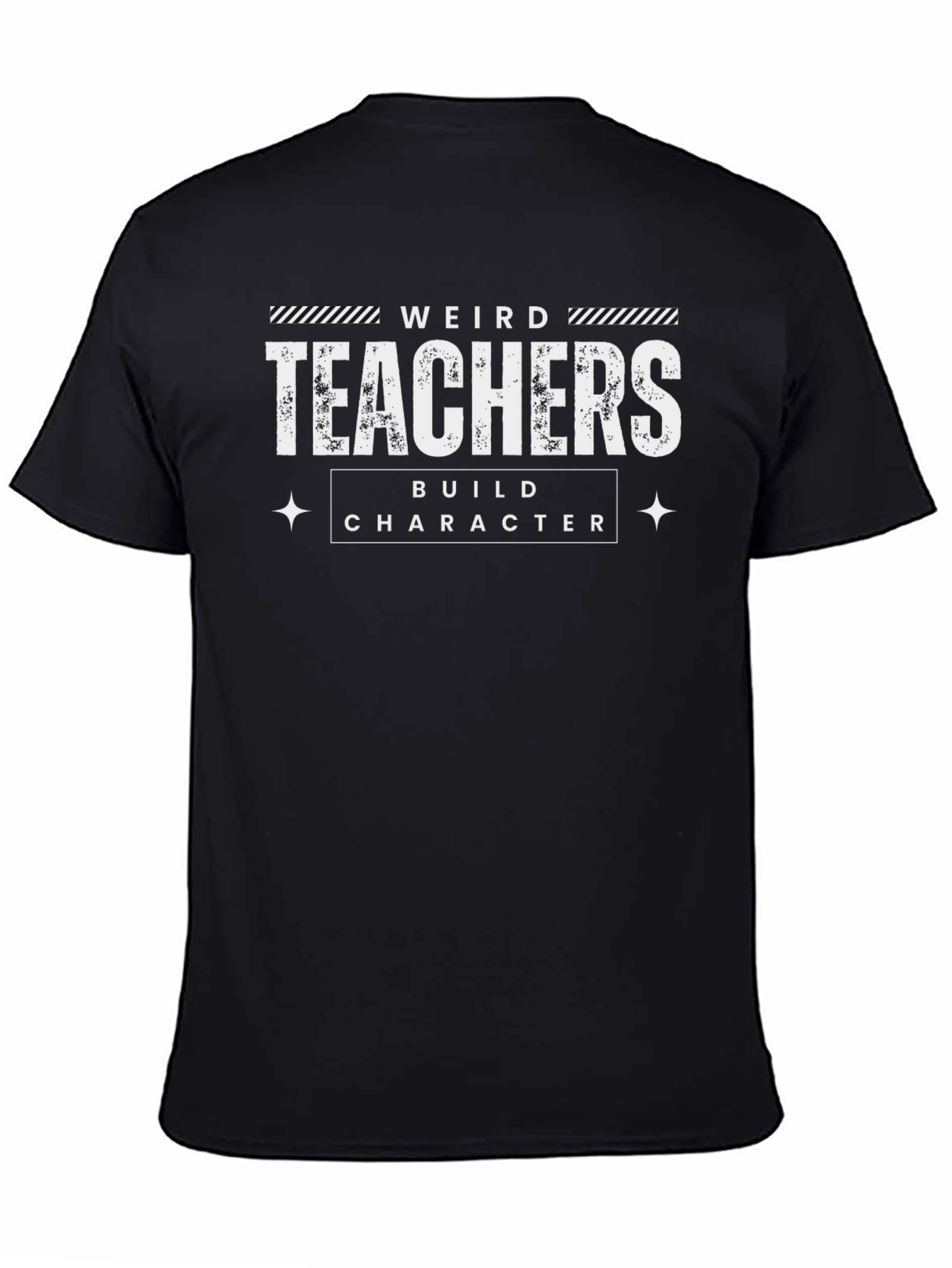 Camiseta Negra: Maestros Extraños Construyen Carácter