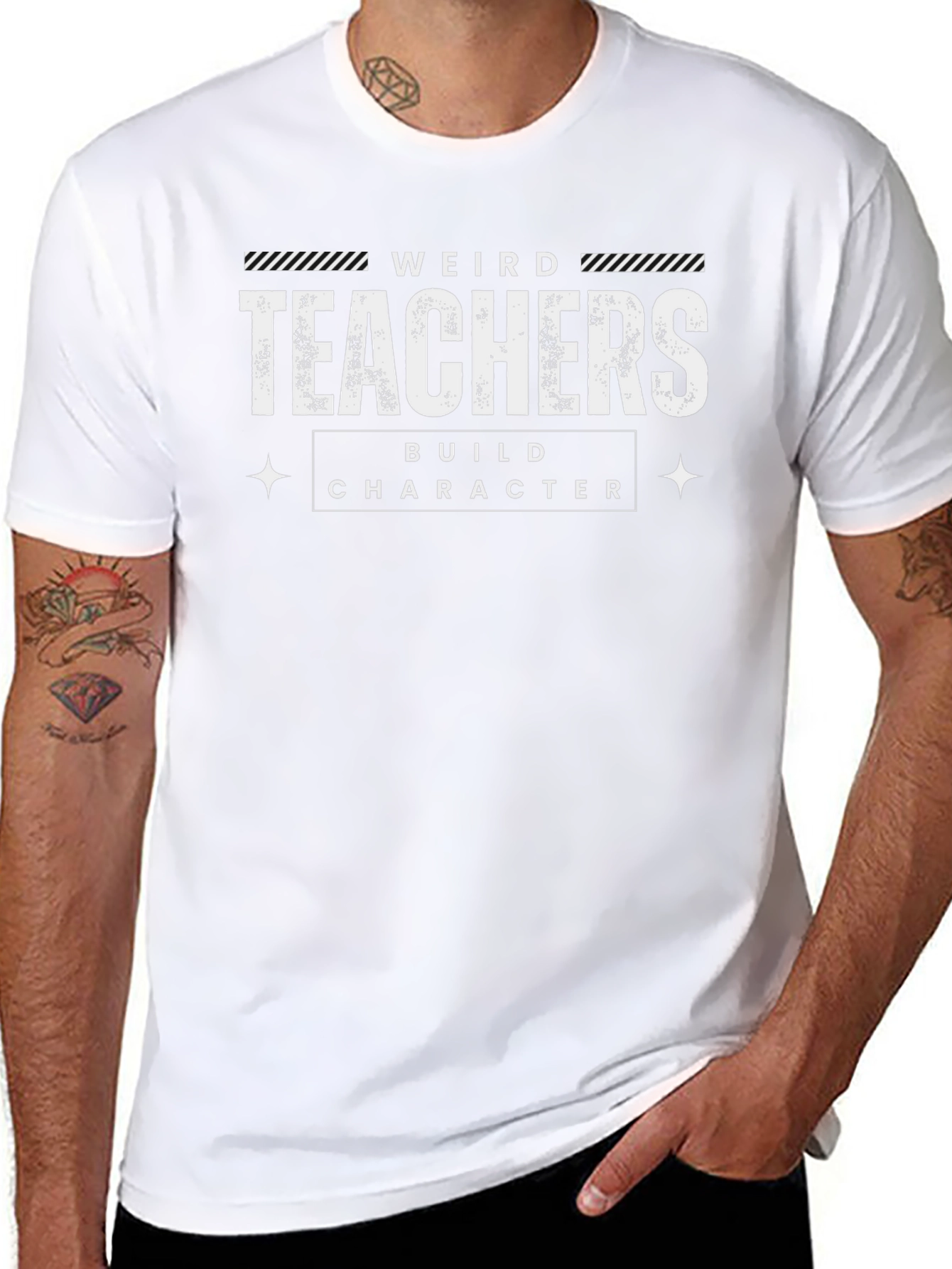 Camiseta Negra: Maestros Extraños Construyen Carácter