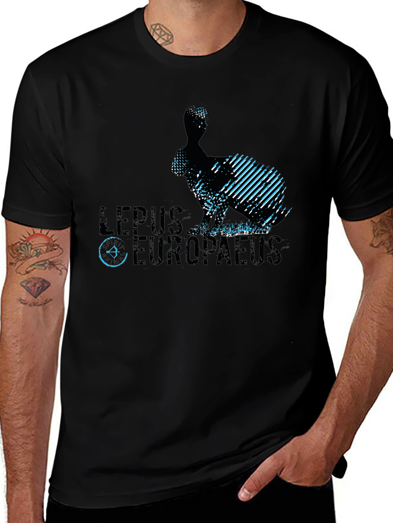 Camiseta Negra Diseño Liebre Europea