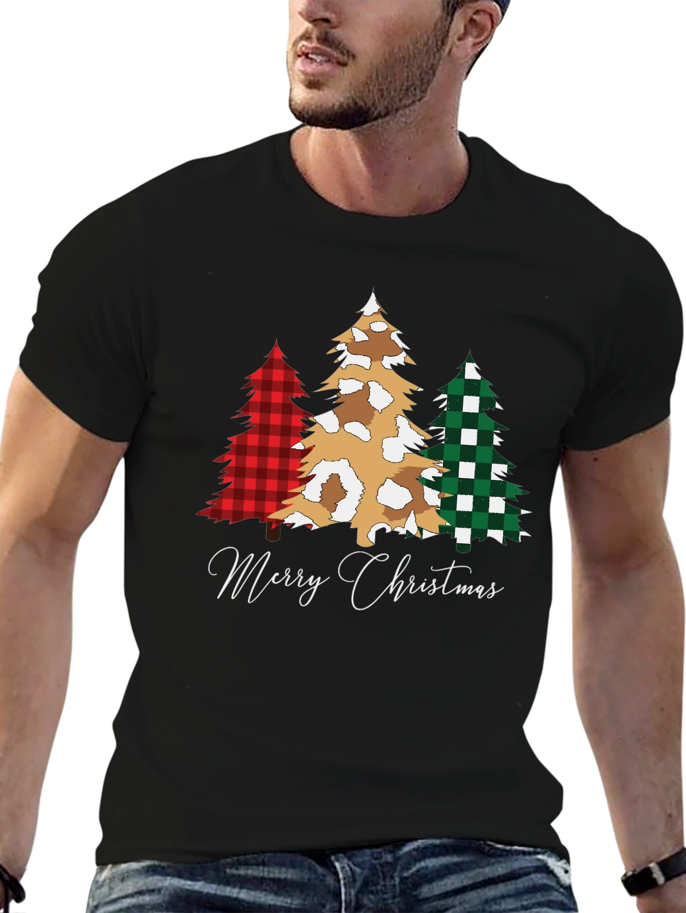 Camiseta Navideña con Árboles