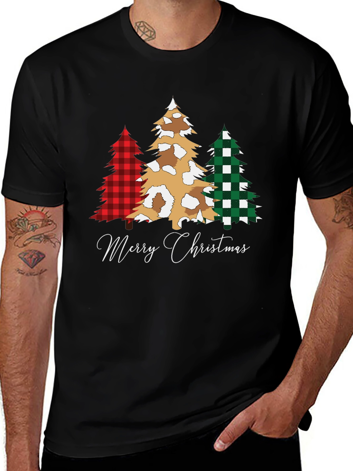 Camiseta Navideña con Árboles