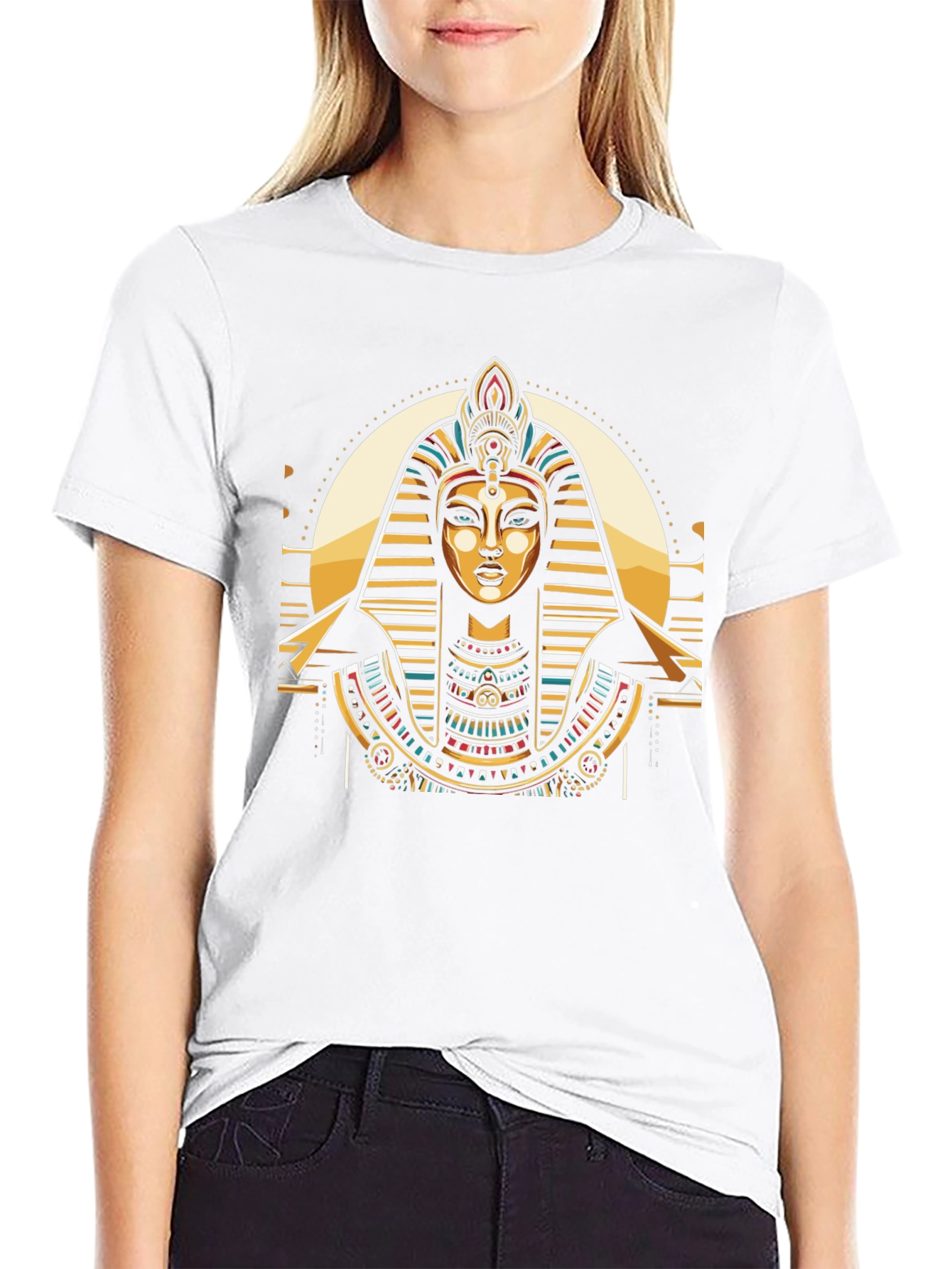 Camiseta Negra con Diseño Egipcio