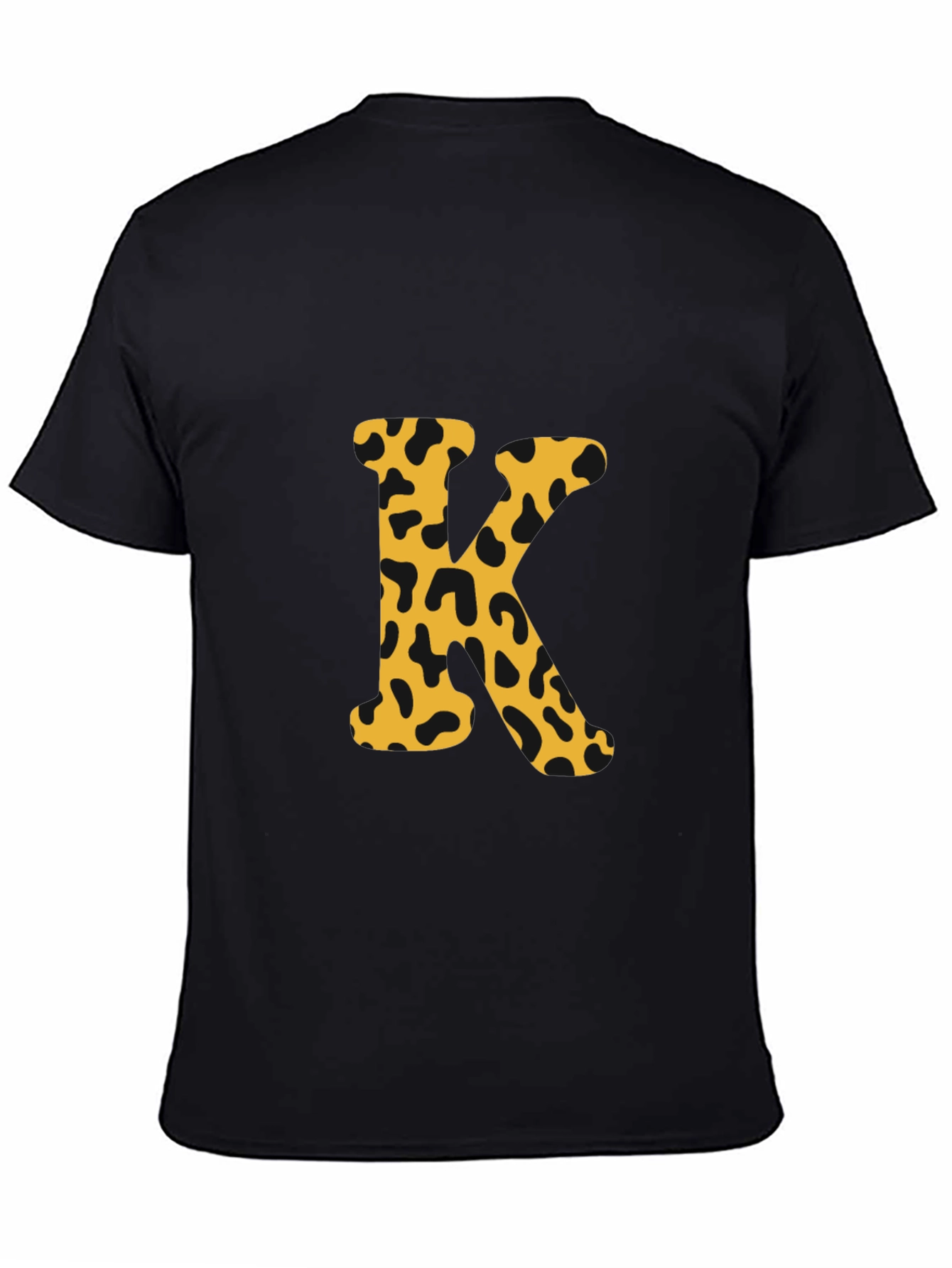 Camiseta Negra con Letra K Estampada