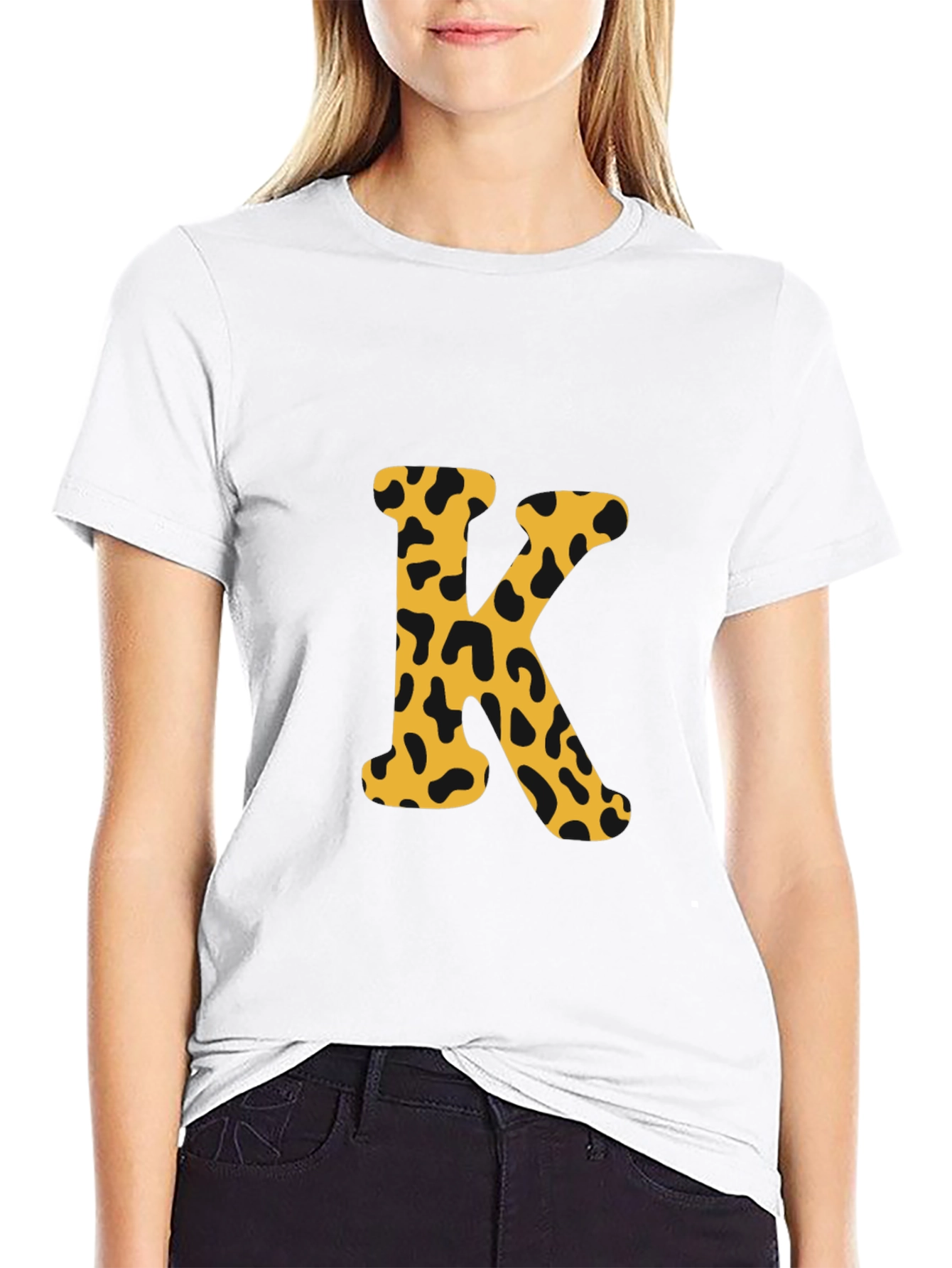 Camiseta Negra con Letra K Estampada