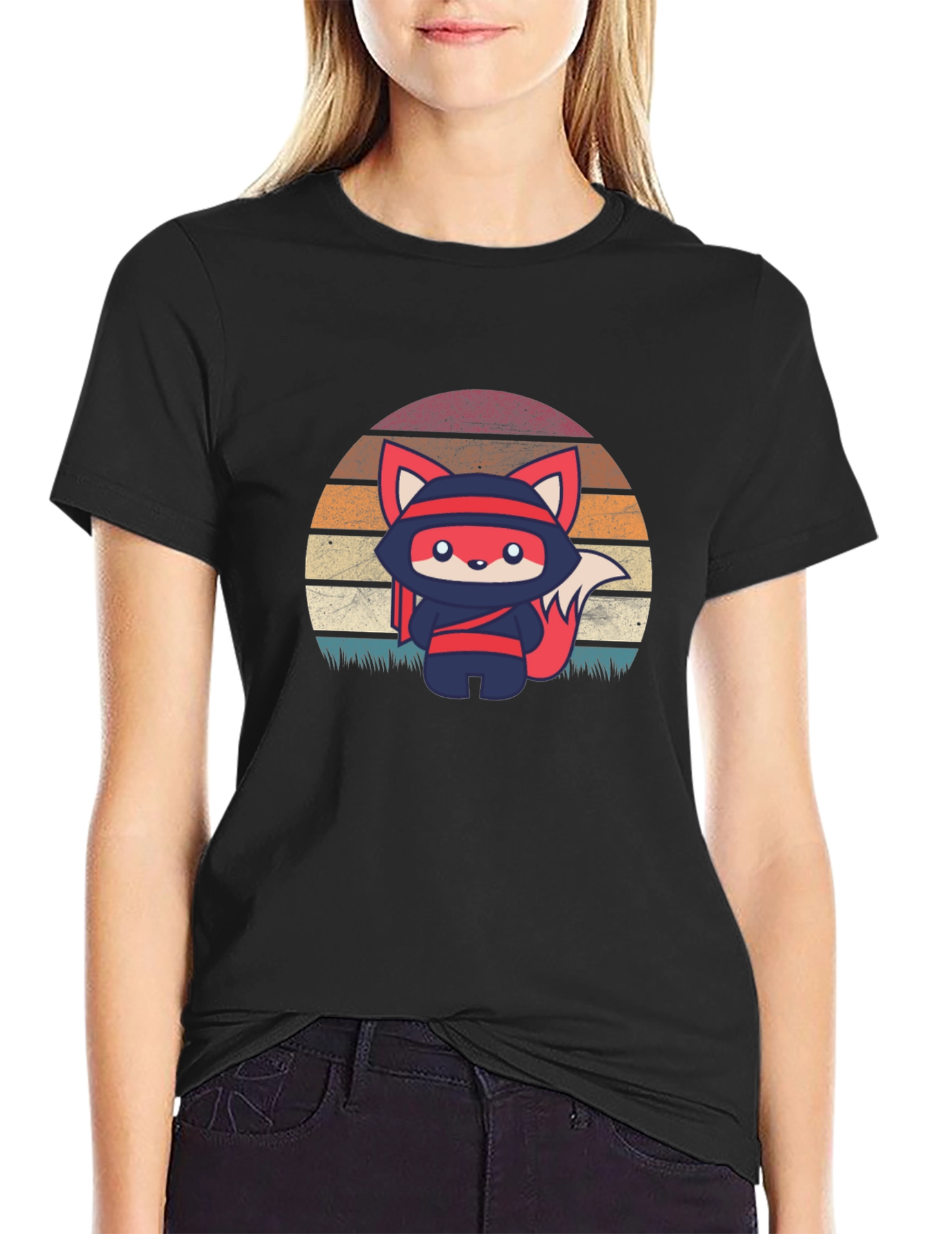 Camiseta Negra con Diseño de Zorro Ninja Retro