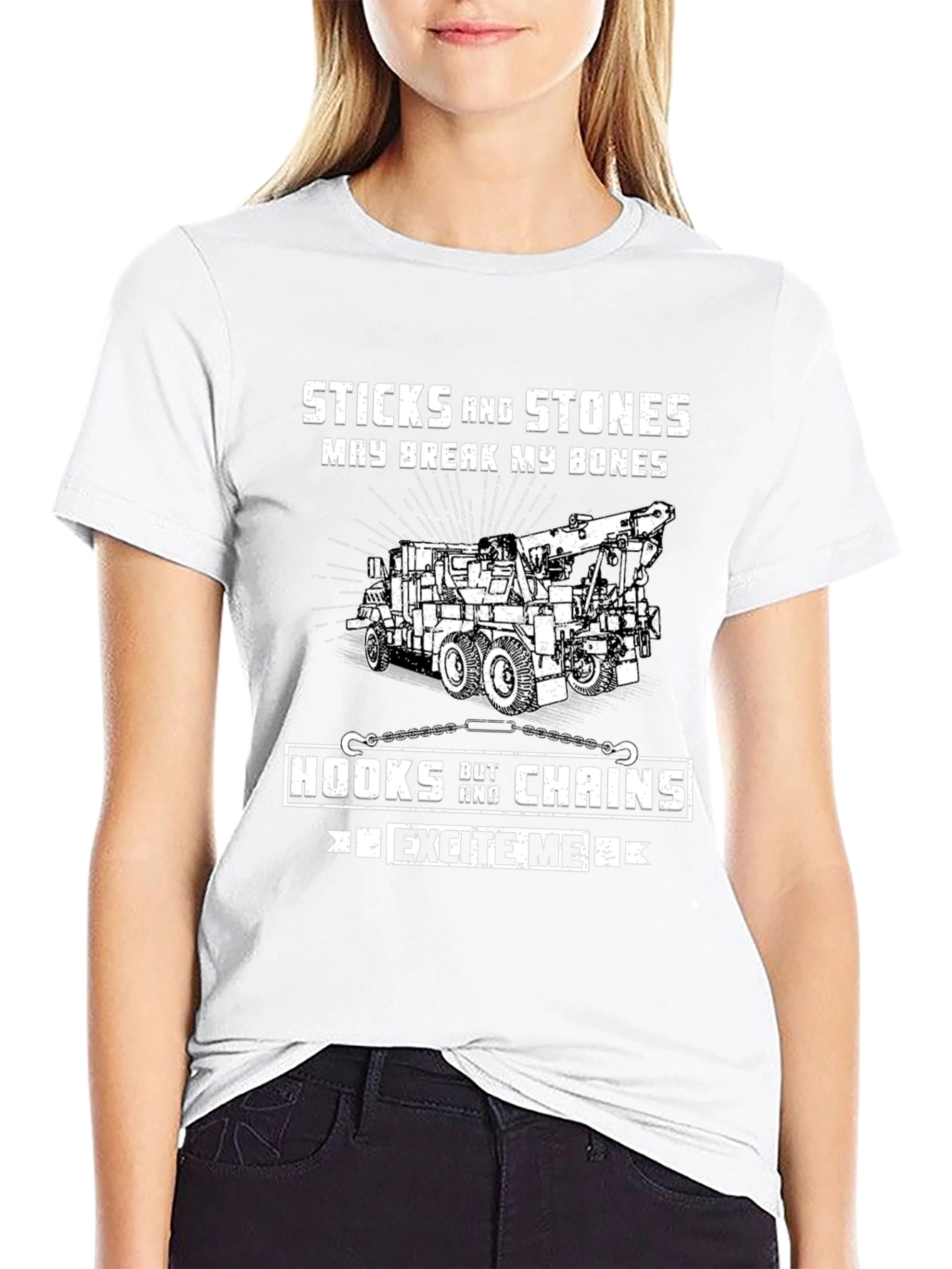 Camiseta Negra: Sticks and Stones para Amantes de Remolques