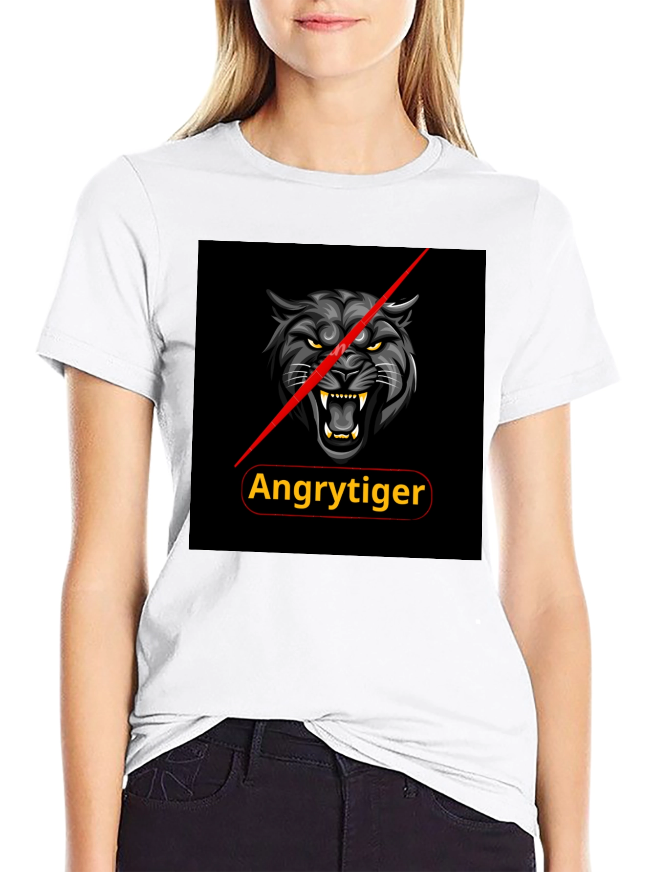 Camiseta Negra Angrytiger - Diseño Atrevido