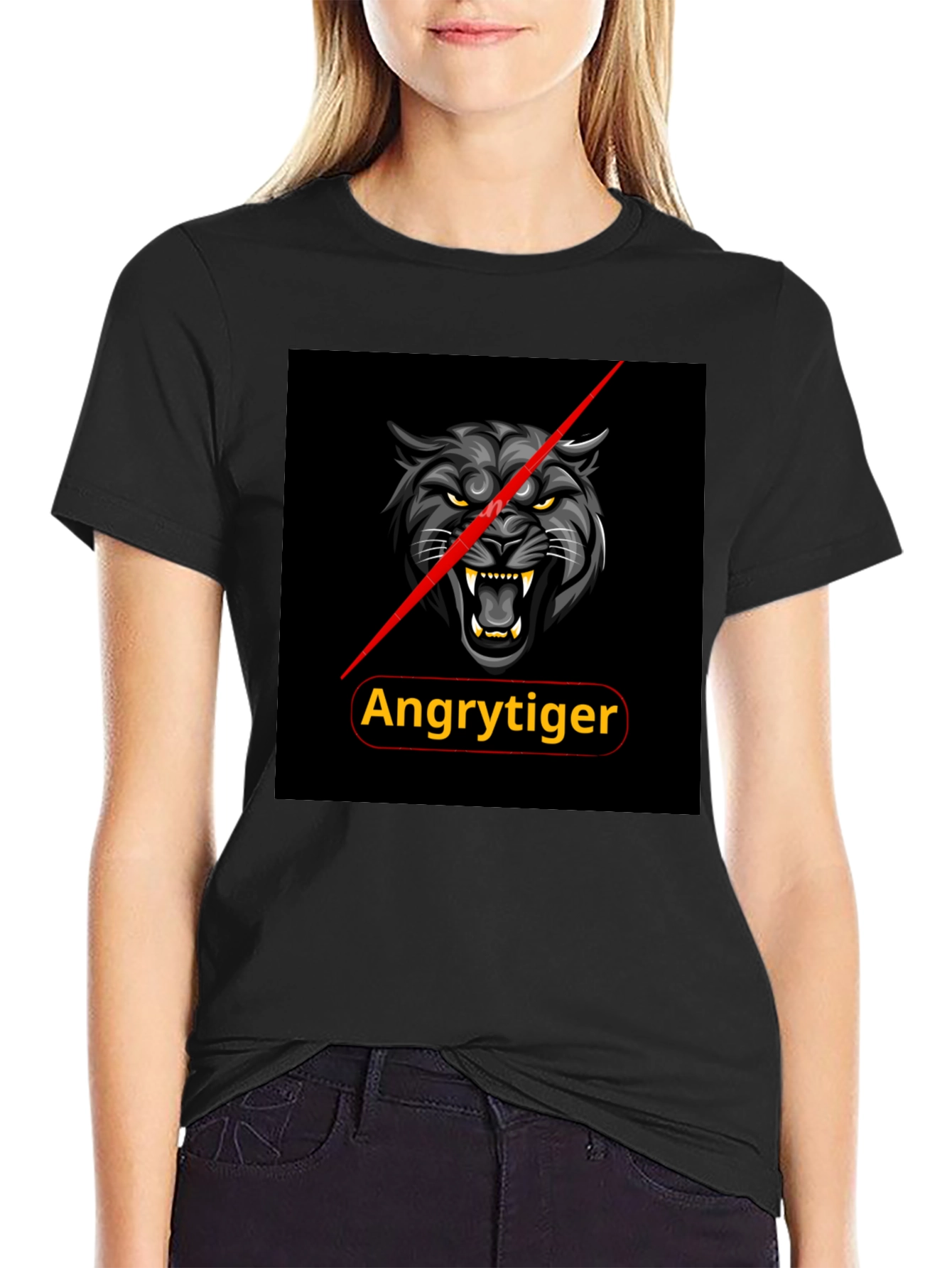 Camiseta Negra Angrytiger - Diseño Atrevido