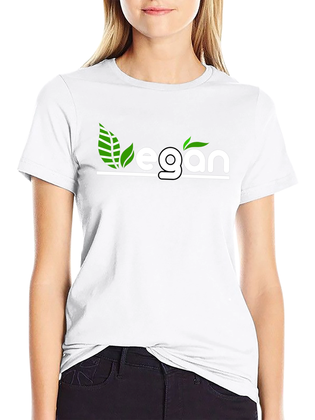 Camiseta Negra Vegana con Diseño de Hojas Verdes