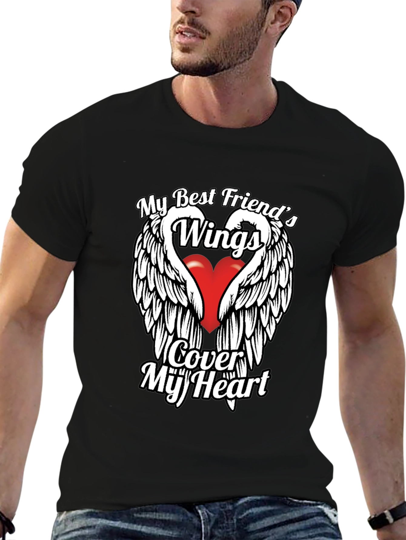 Camiseta Negra: Alas de Amistad y Protección