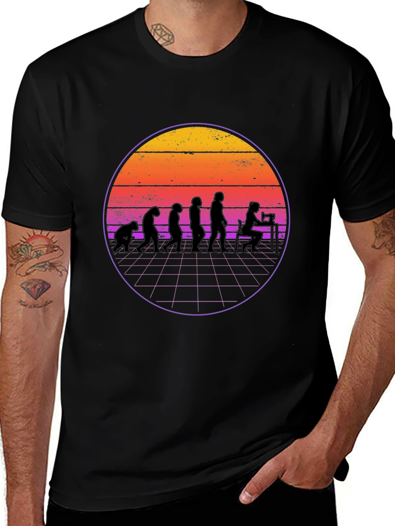 Camiseta Negra Evolución Costura Retro