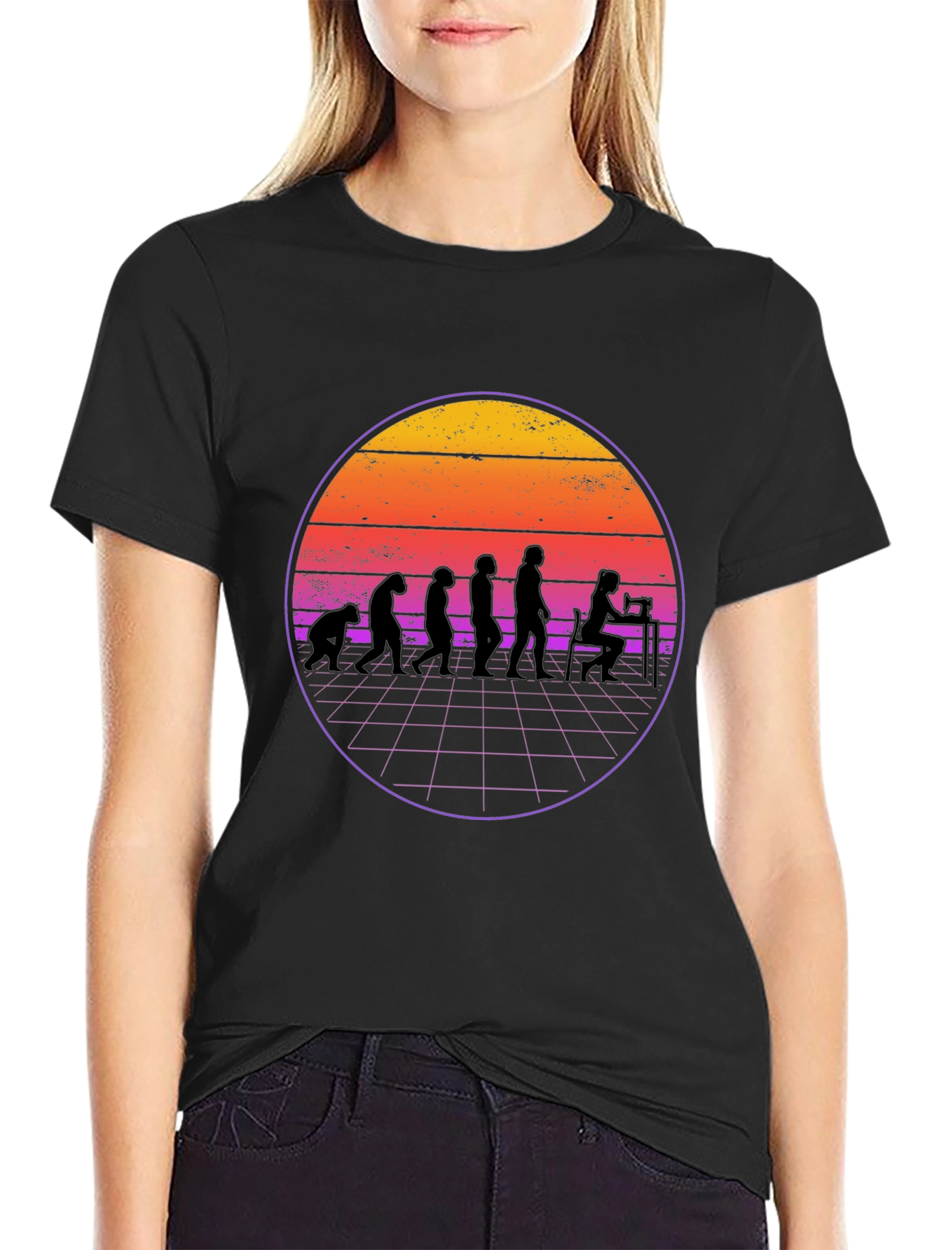 Camiseta Negra Evolución Costura Retro