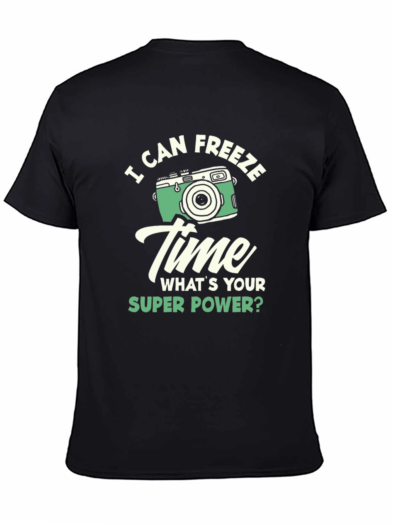 Camiseta Negra Super Poderes con Diseño de Cámara