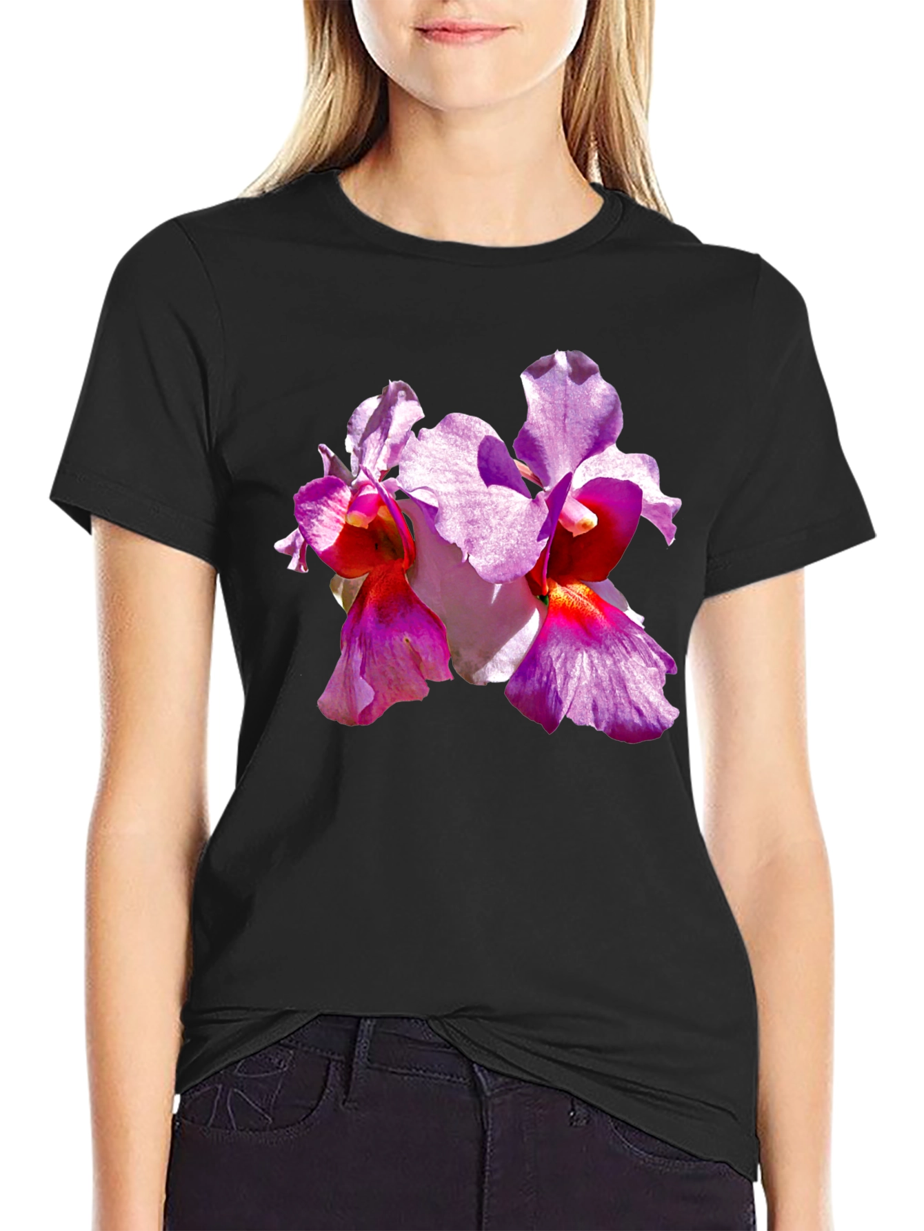 Camiseta Negra con Orquídeas