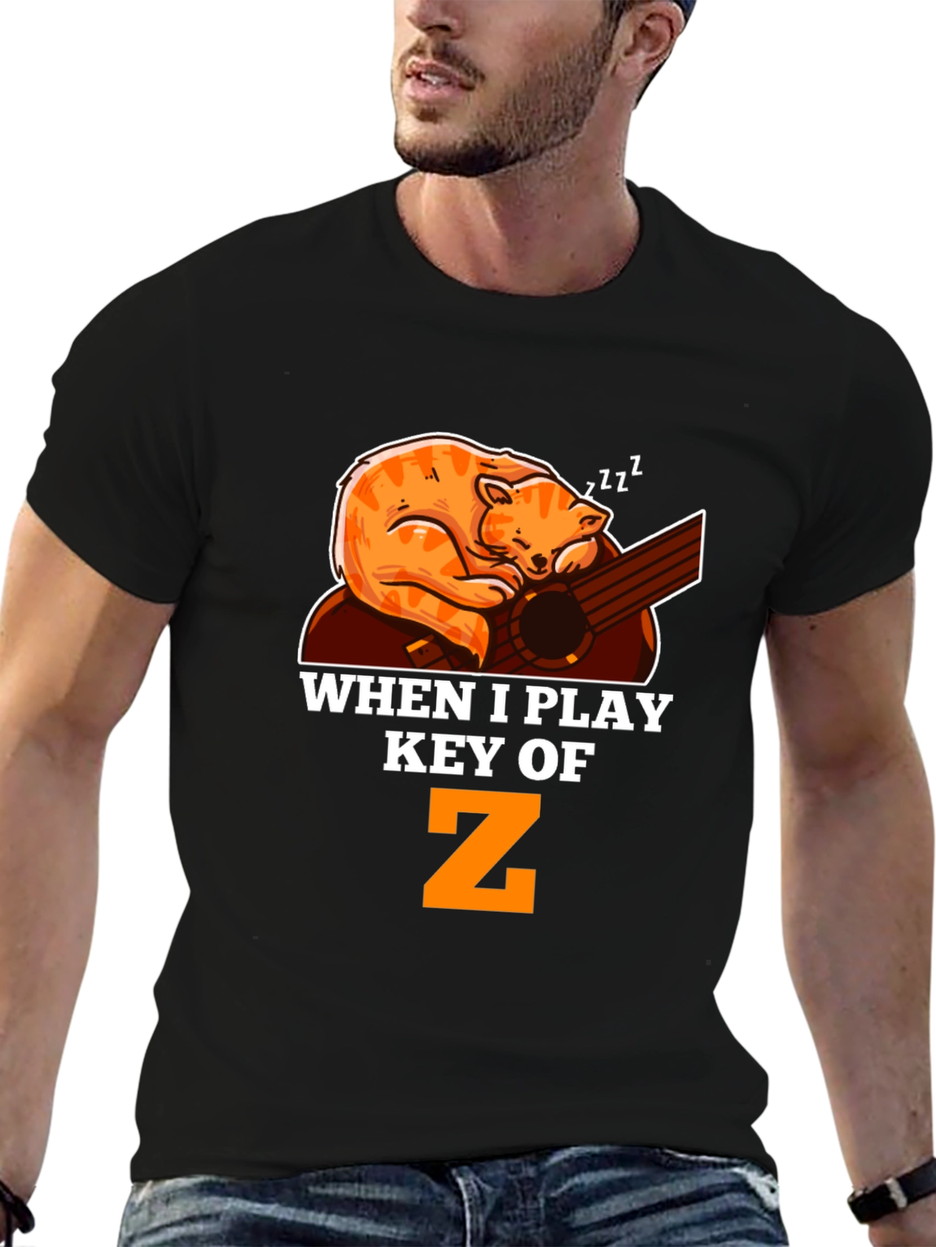 Camiseta Negra con Diseño de Gato Durmiendo en Guitarra