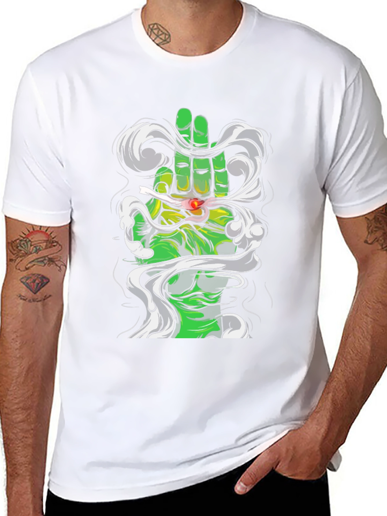 Camiseta Negra Diseño Mano Hulk Fumando