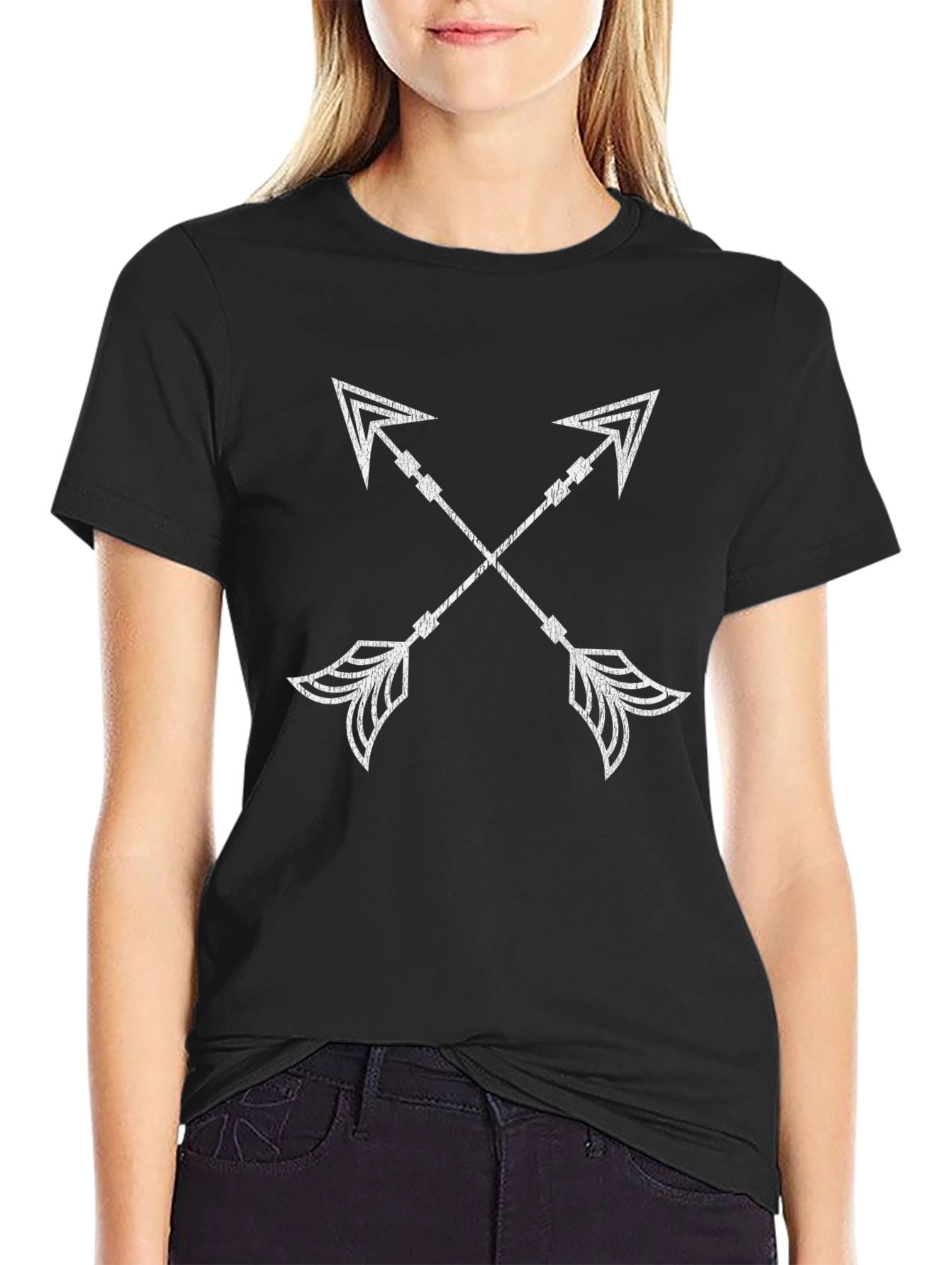 Camiseta Negra con Flechas Cruzadas