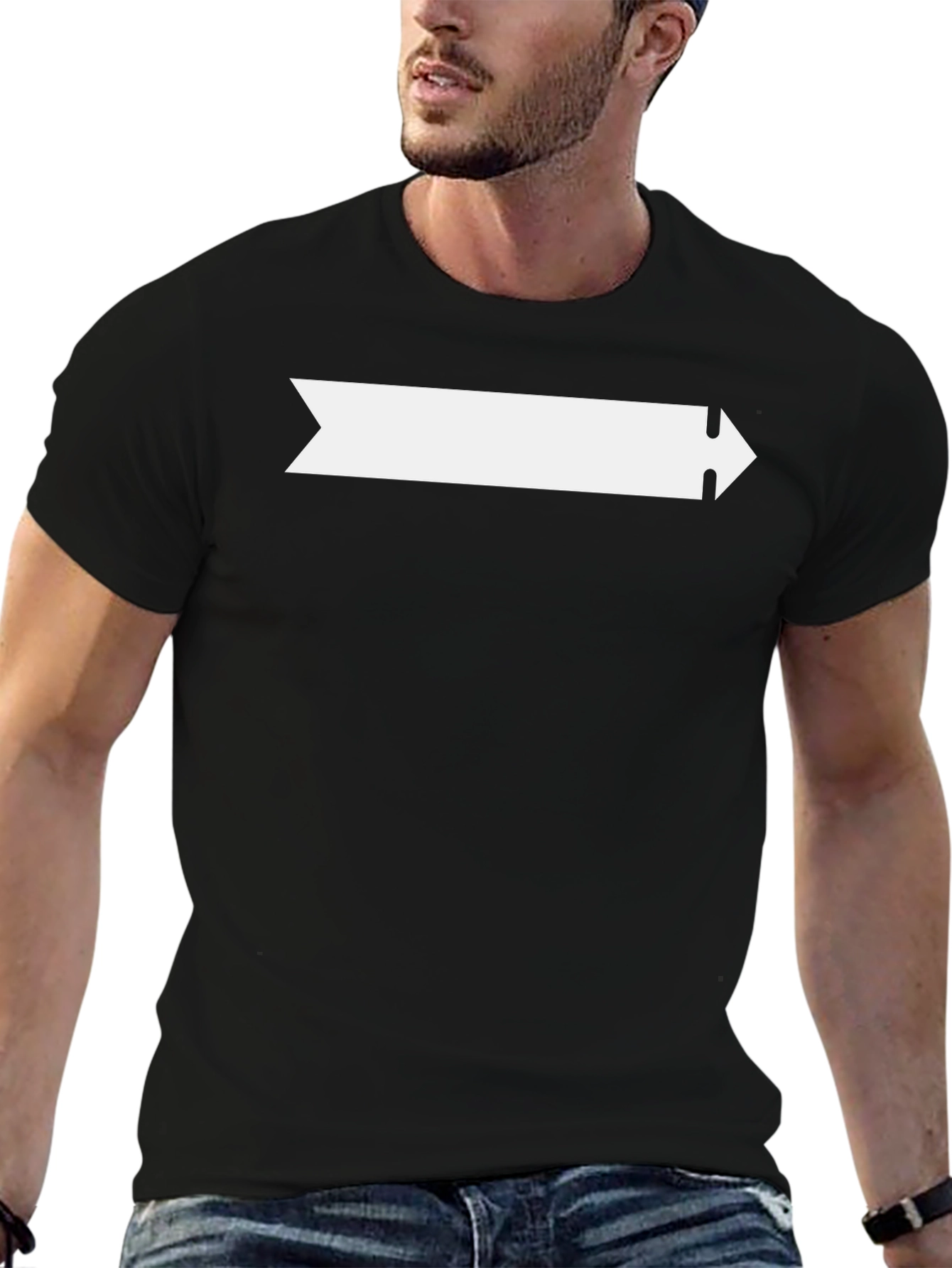 Camiseta Negra con Diseño de Flecha Blanca