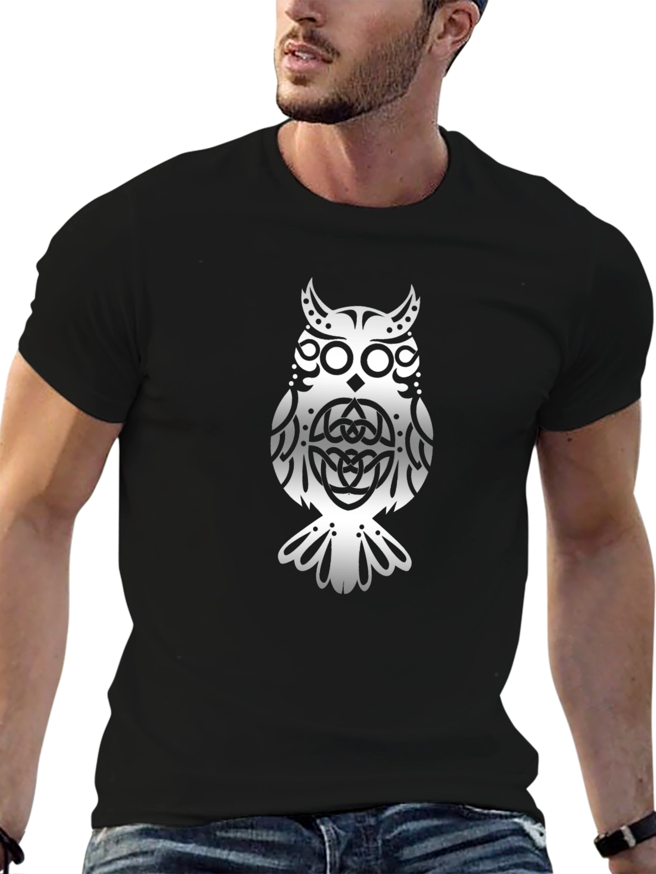 Camiseta Negra con Diseño de Búho Celta
