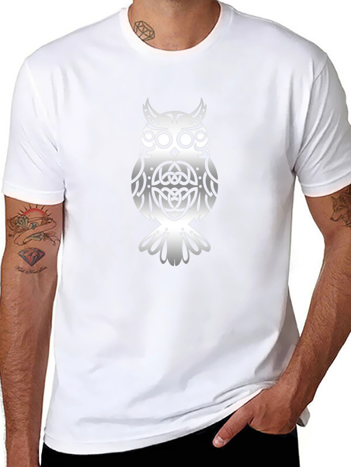 Camiseta Negra con Diseño de Búho Celta