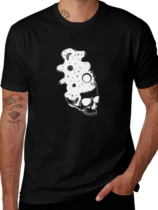 Camiseta Negra con Diseño de Calavera y Fases Lunares