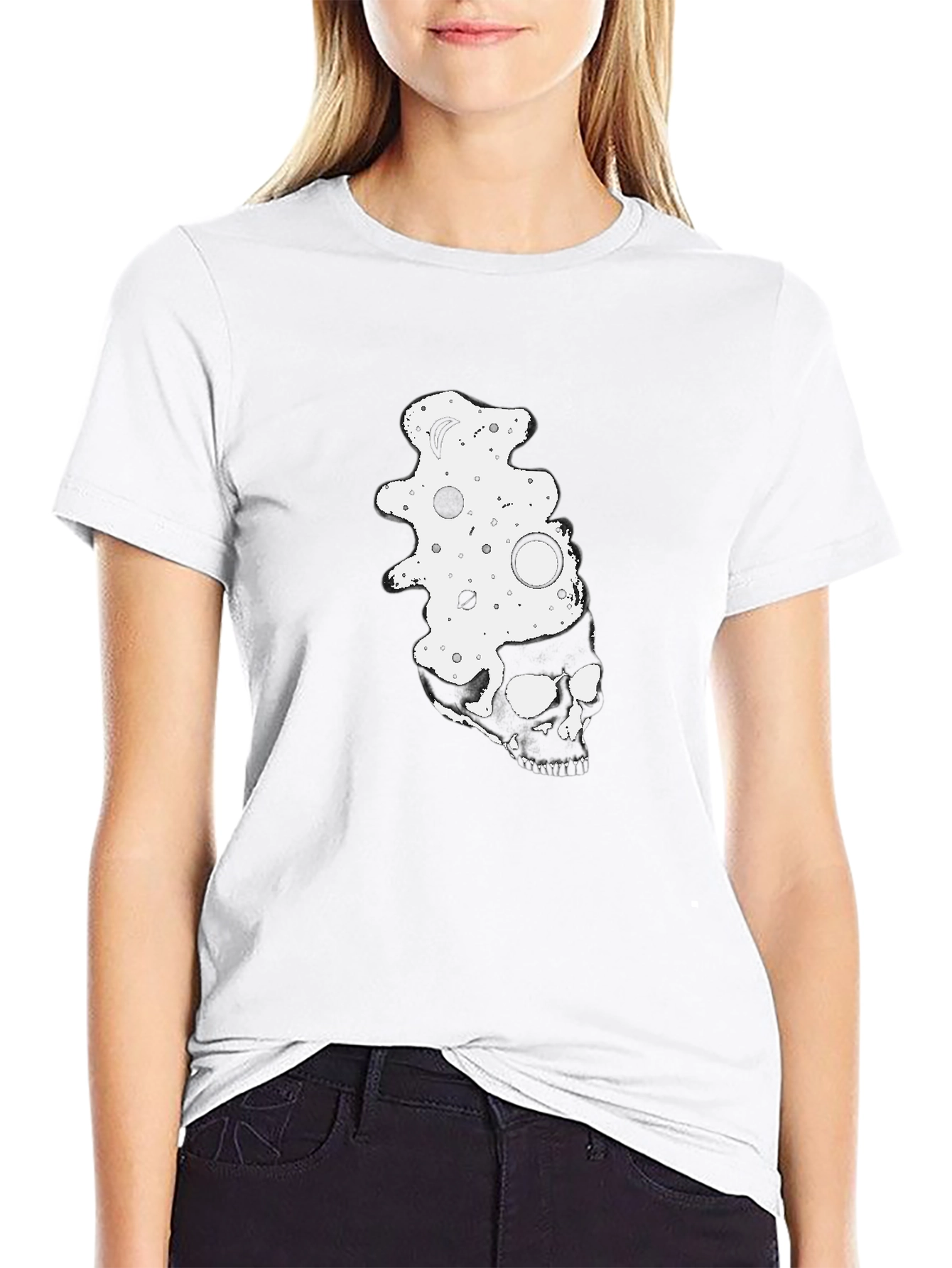 Camiseta Negra con Diseño de Calavera y Fases Lunares