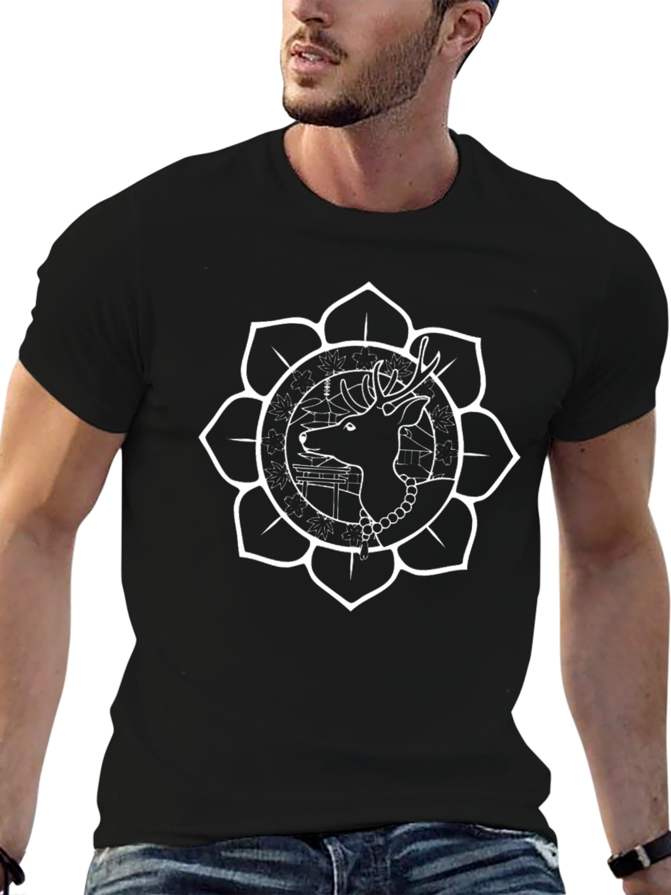 Camiseta Negra con Diseño Floral de Ciervo Estilizado
