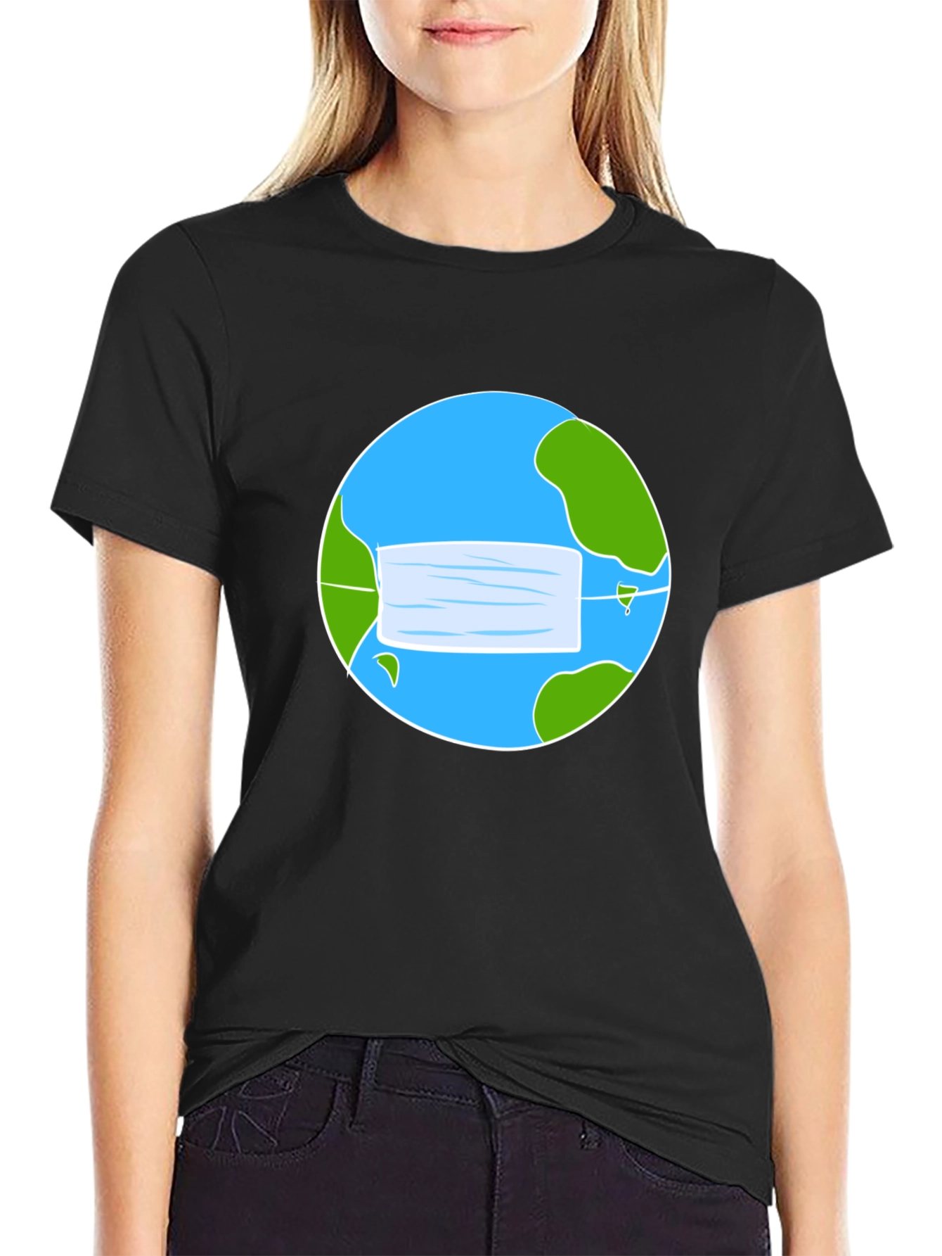 Camiseta Negra con Diseño de Tierra y Mascarilla
