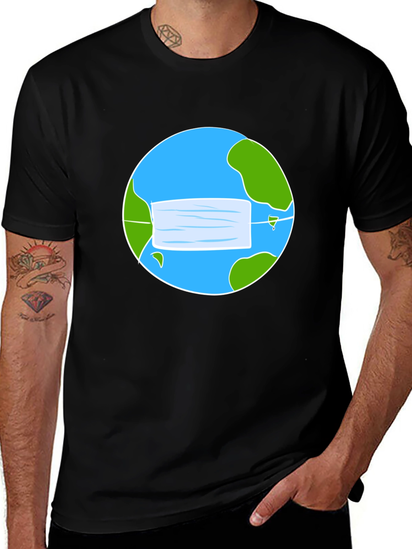 Camiseta Negra con Diseño de Tierra y Mascarilla