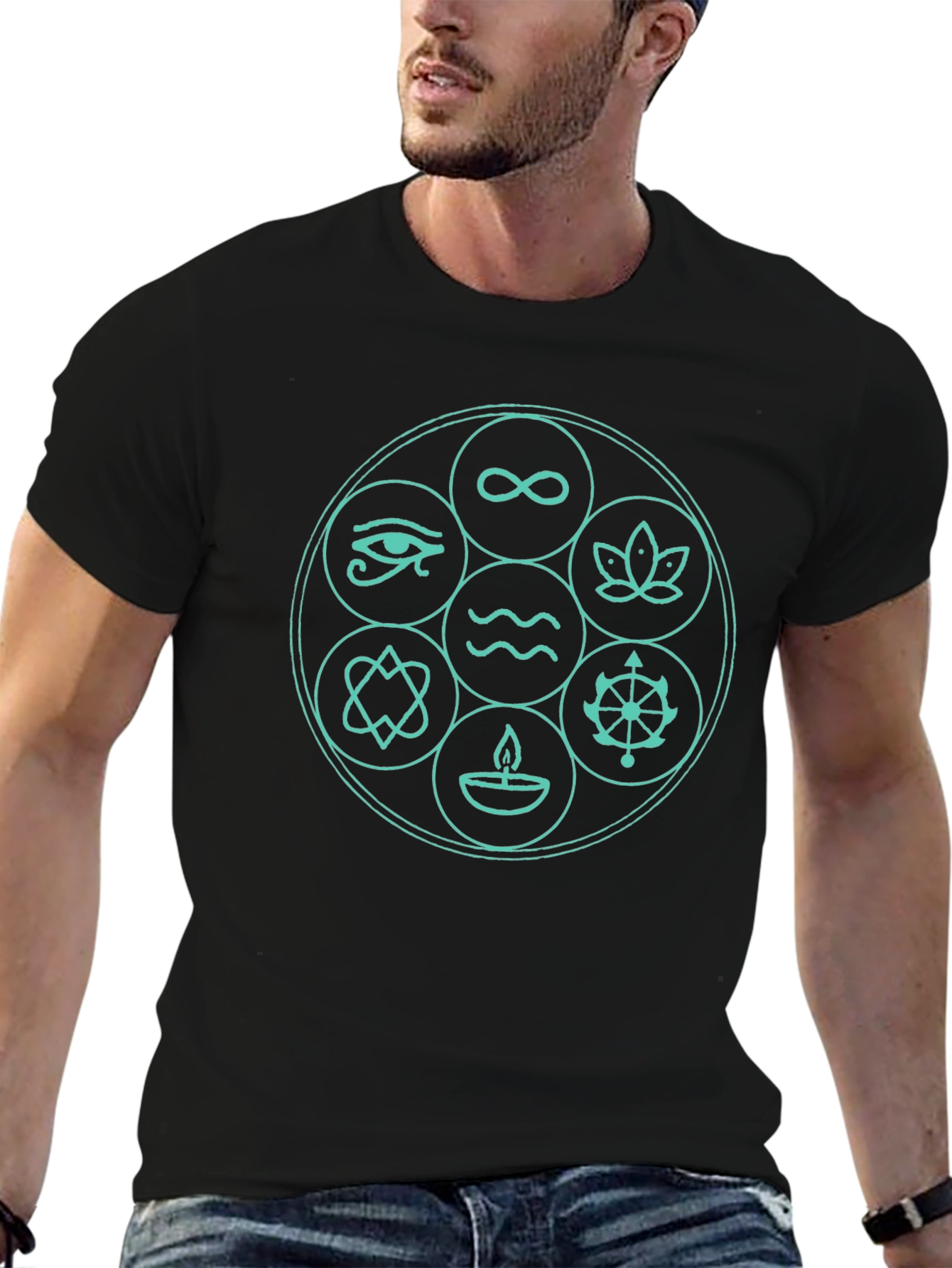 Camiseta Negra con Diseño de Símbolos Espirituales
