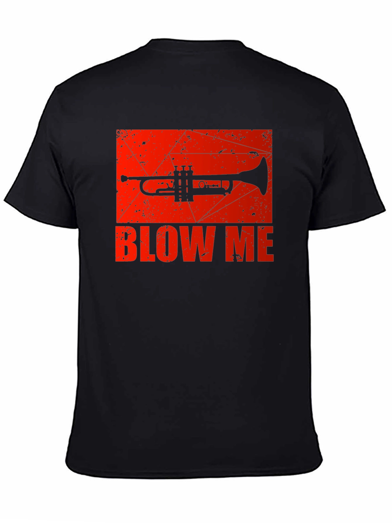 Camiseta Negra con Diseño de Trompeta Blow Me