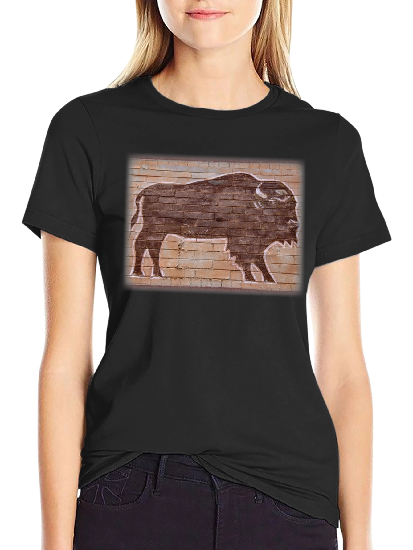 Camiseta Negra con Diseño de Búfalo Retro