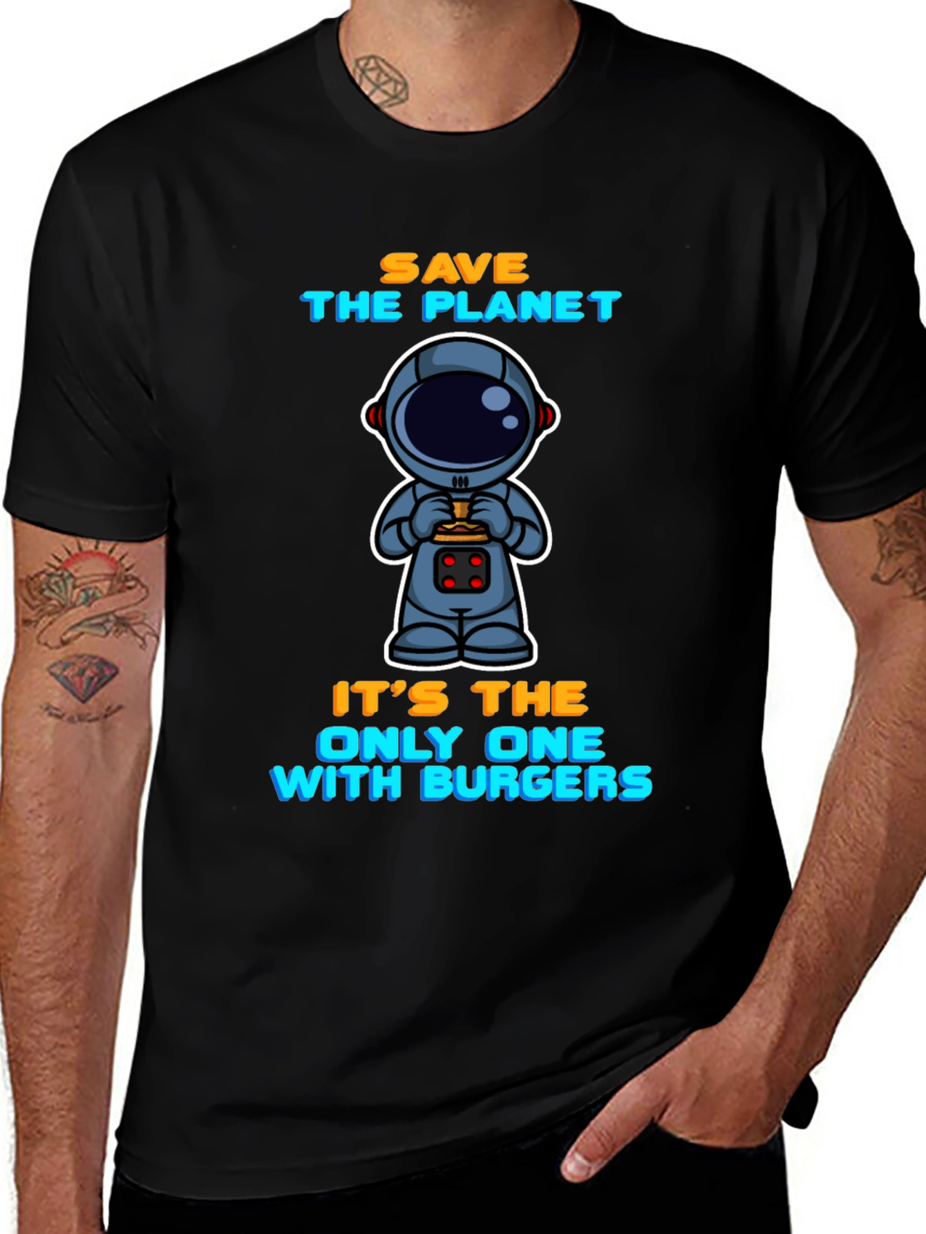 Camiseta Negra: Astronauta y Hamburguesas - Salva el Planeta