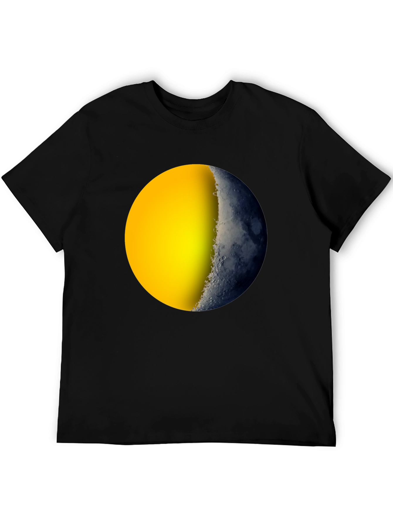 Camiseta Negra con Diseño de Sol y Luna