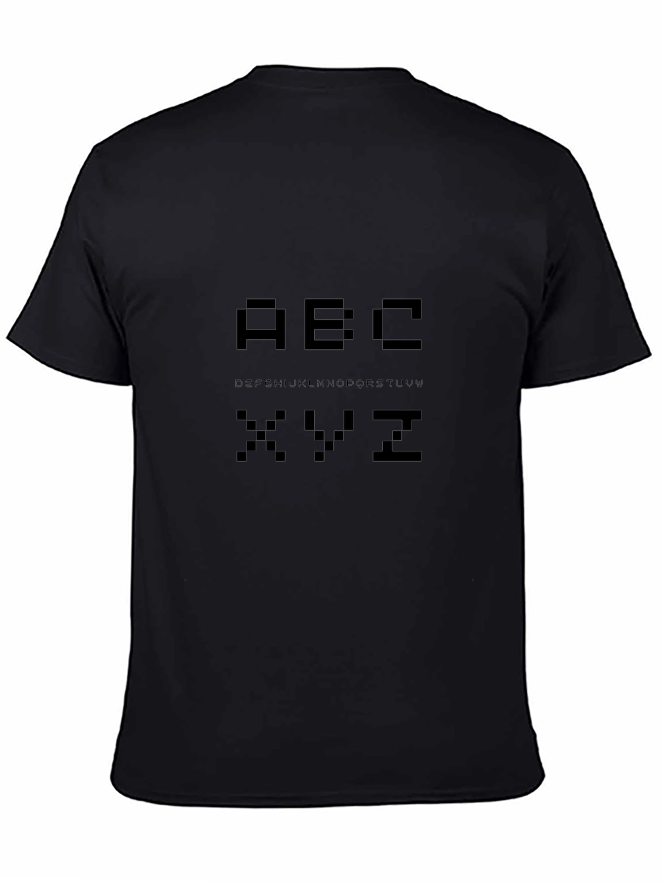 Camiseta Negra Pixelada con Alfabeto