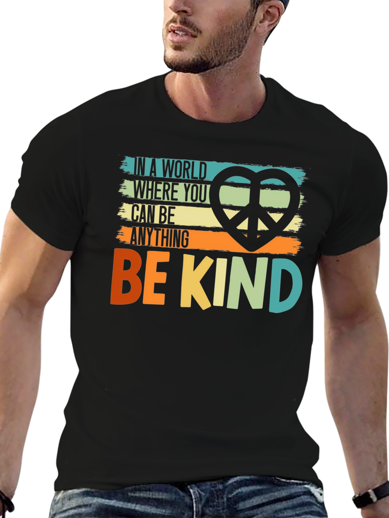 Camiseta Negra Sé Amable con Diseño Retro