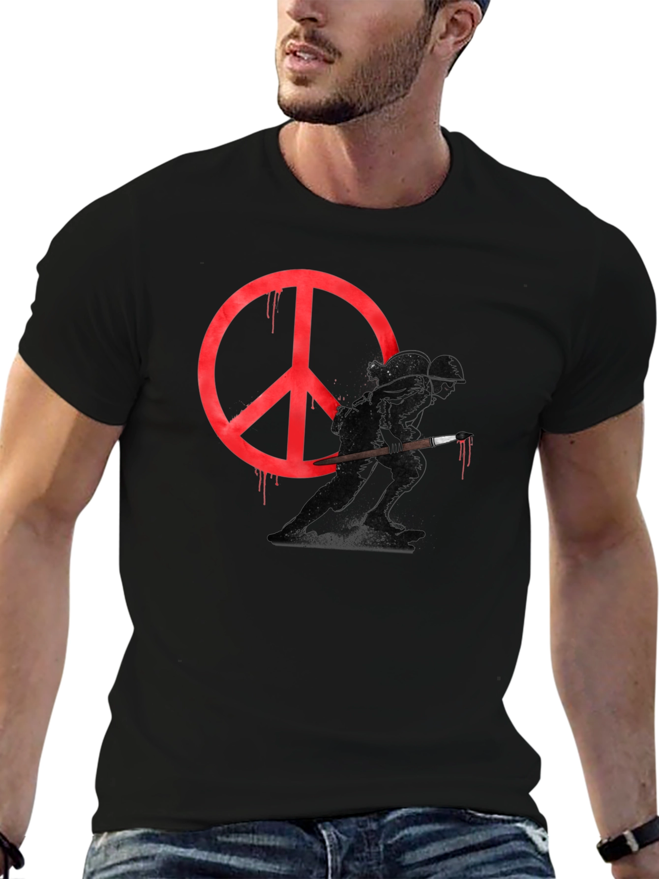 Camiseta Negra con Diseño de Paz y Guerra