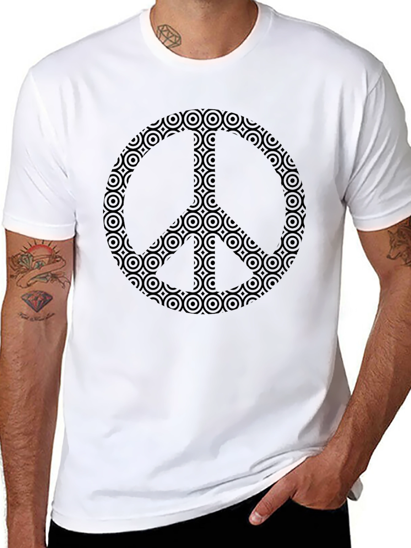 Camiseta Negra con Símbolo de Paz Geométrico