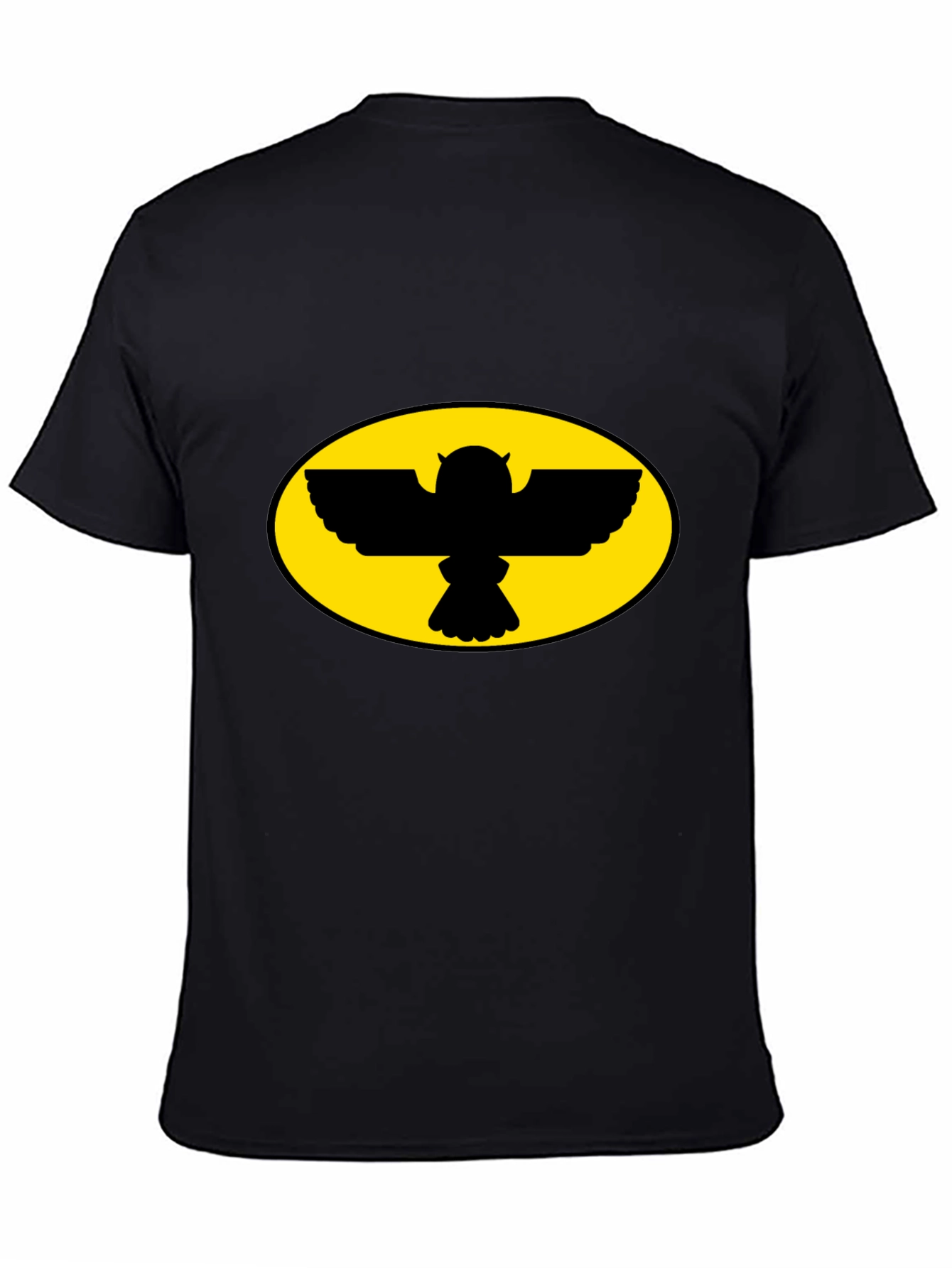 Camiseta Negra con Diseño de Búho Ovalado