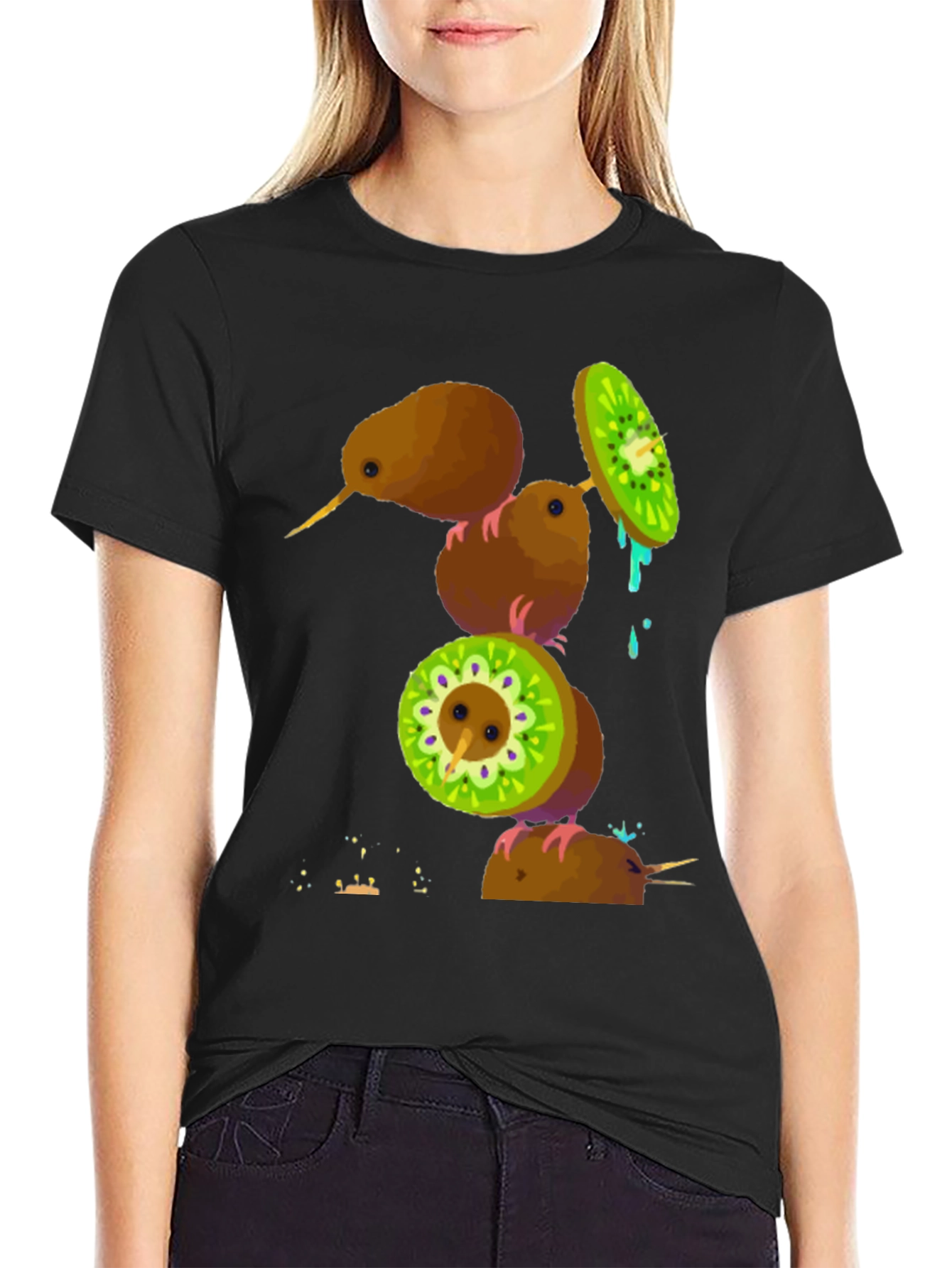 Camiseta Negra con Diseño de Kiwis Divertidos