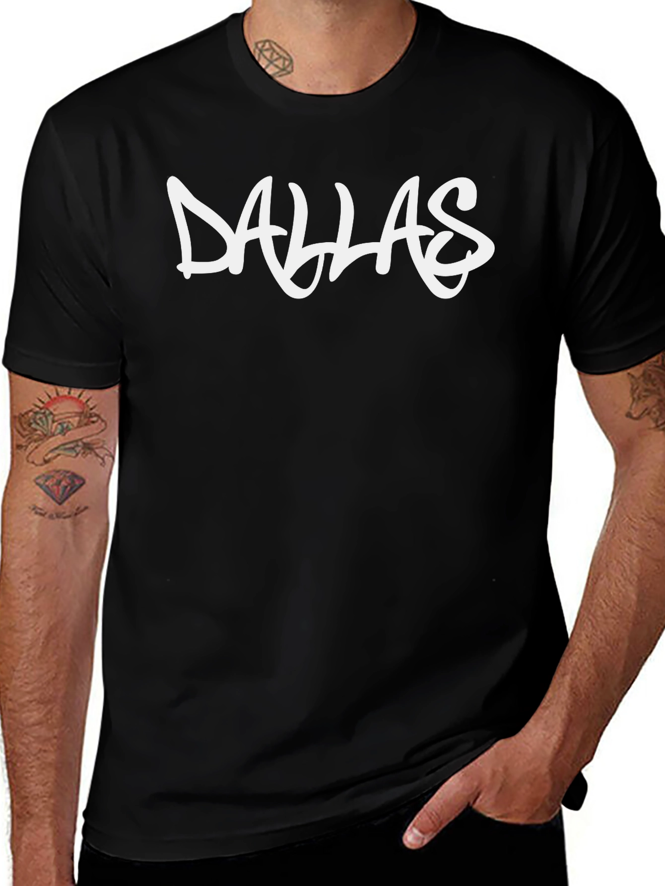 Camiseta Negra con Diseño Dallas en Blanco