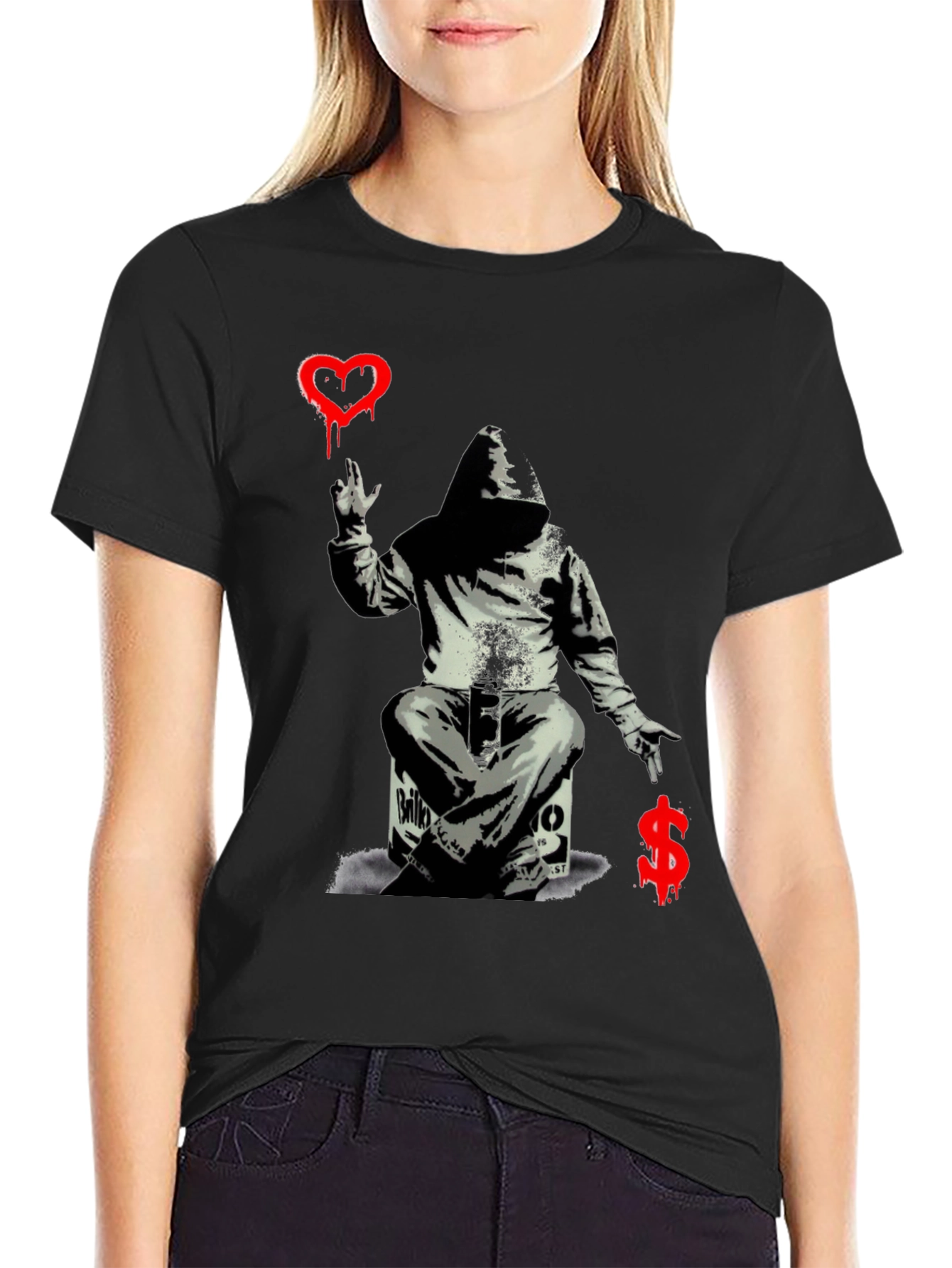 Camiseta Negra con Estampado Graffiti Artístico