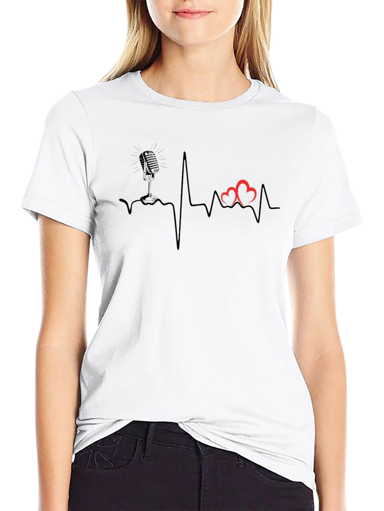 Camiseta Negra Corazón y Micrófono