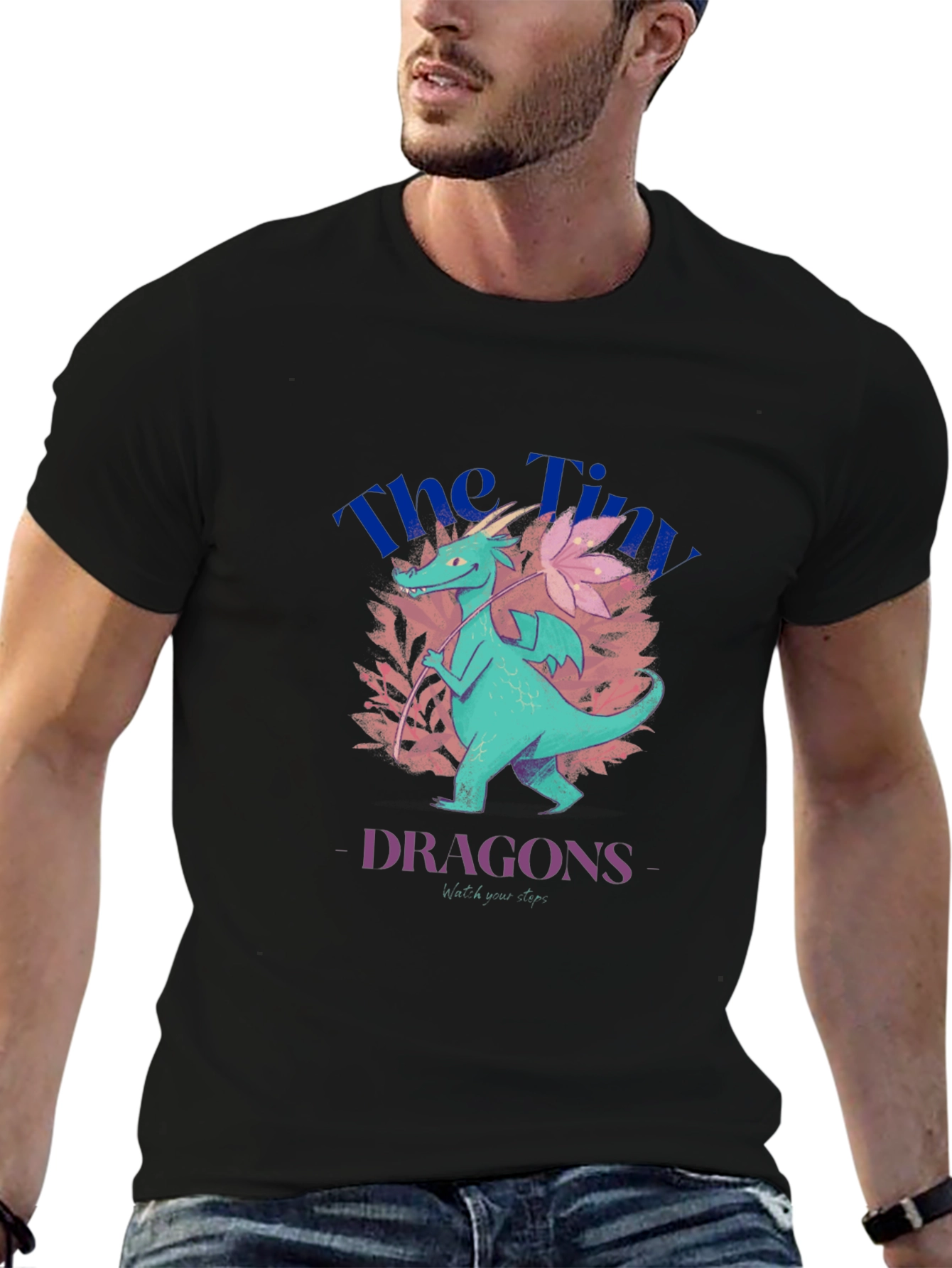 Camiseta Negra con Diseño de Dragón Floral